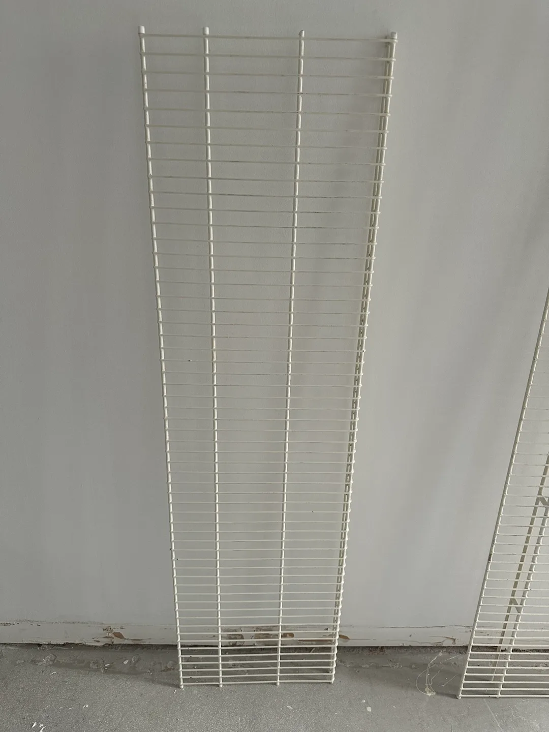 Wire racks thumbnail