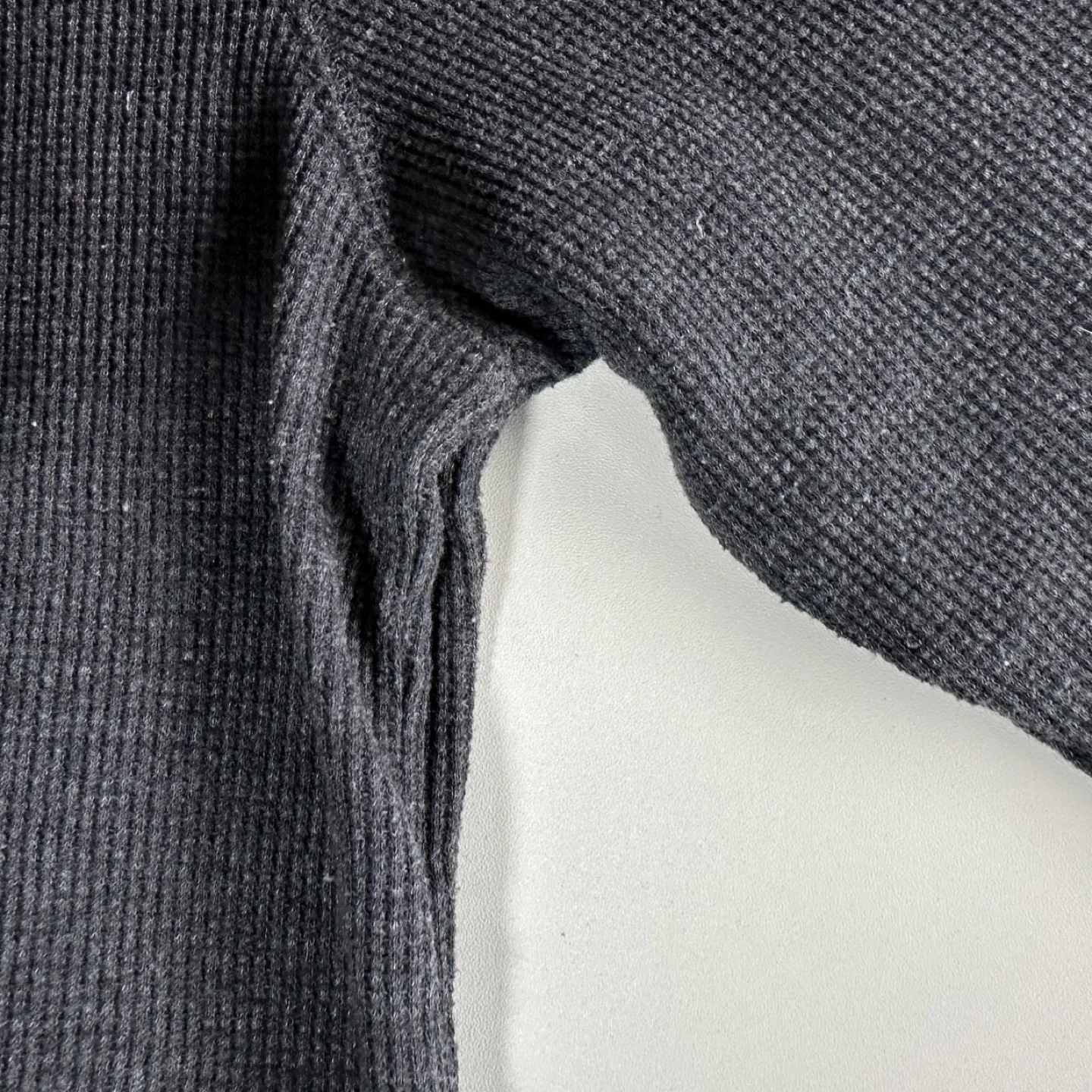 Old Navy Men's Long-Sleeve Thermal Shirt Grey XL image indicator(5)