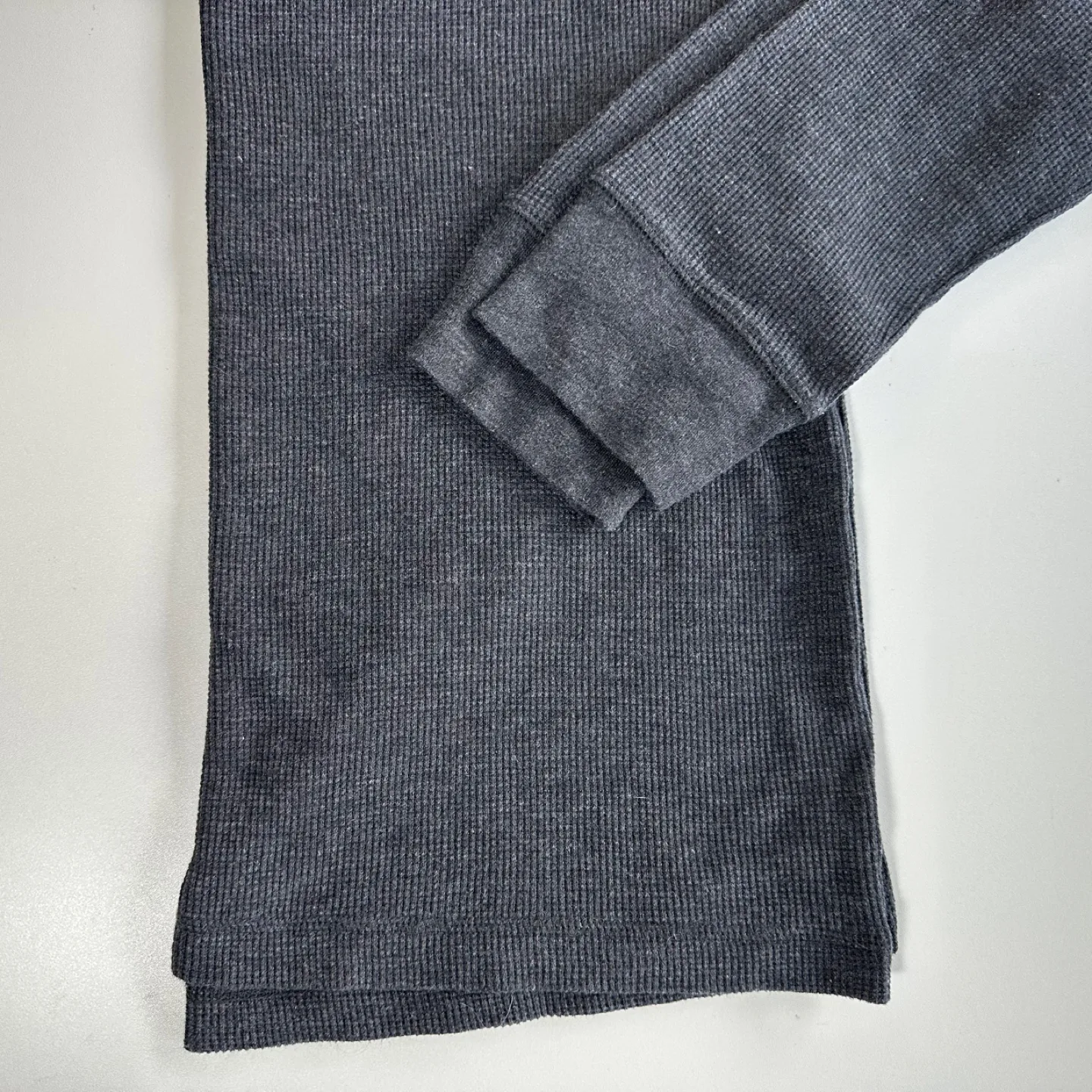 Old Navy Men's Long-Sleeve Thermal Shirt Grey XL image indicator(6)