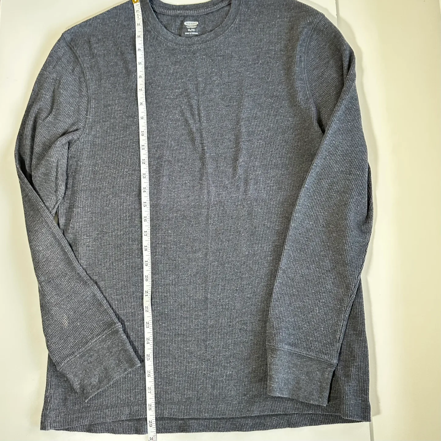 Old Navy Men's Long-Sleeve Thermal Shirt Grey XL image indicator(9)
