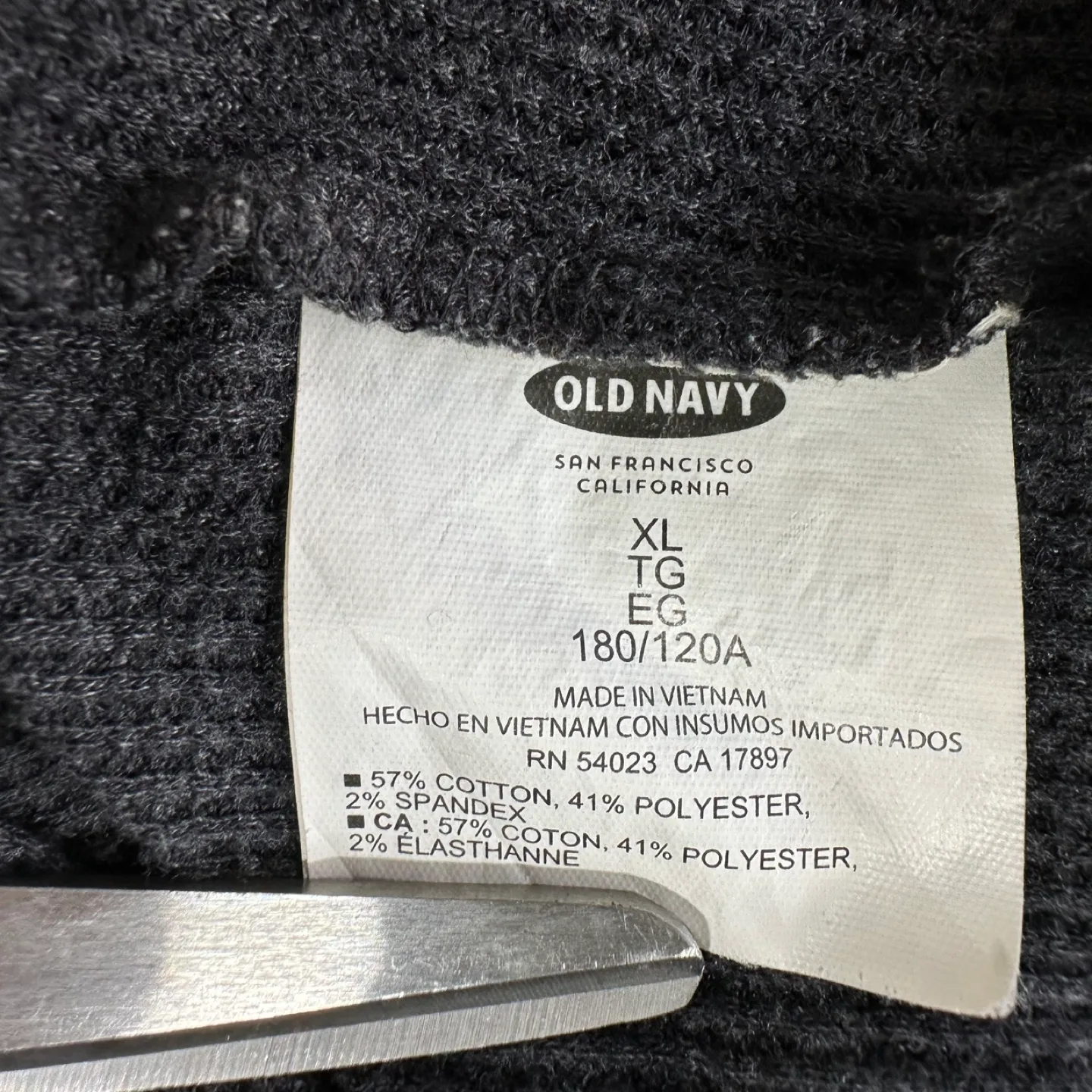 Old Navy Men's Long-Sleeve Thermal Shirt Grey XL image indicator(10)
