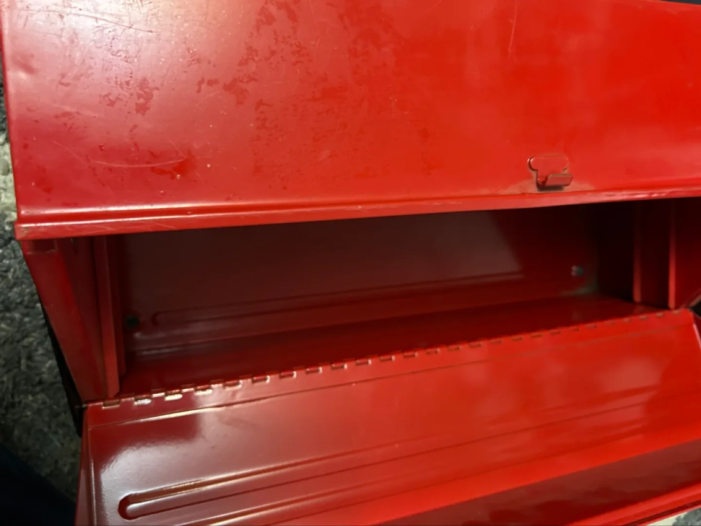 Vintage Red Metal Carry Case thumbnail