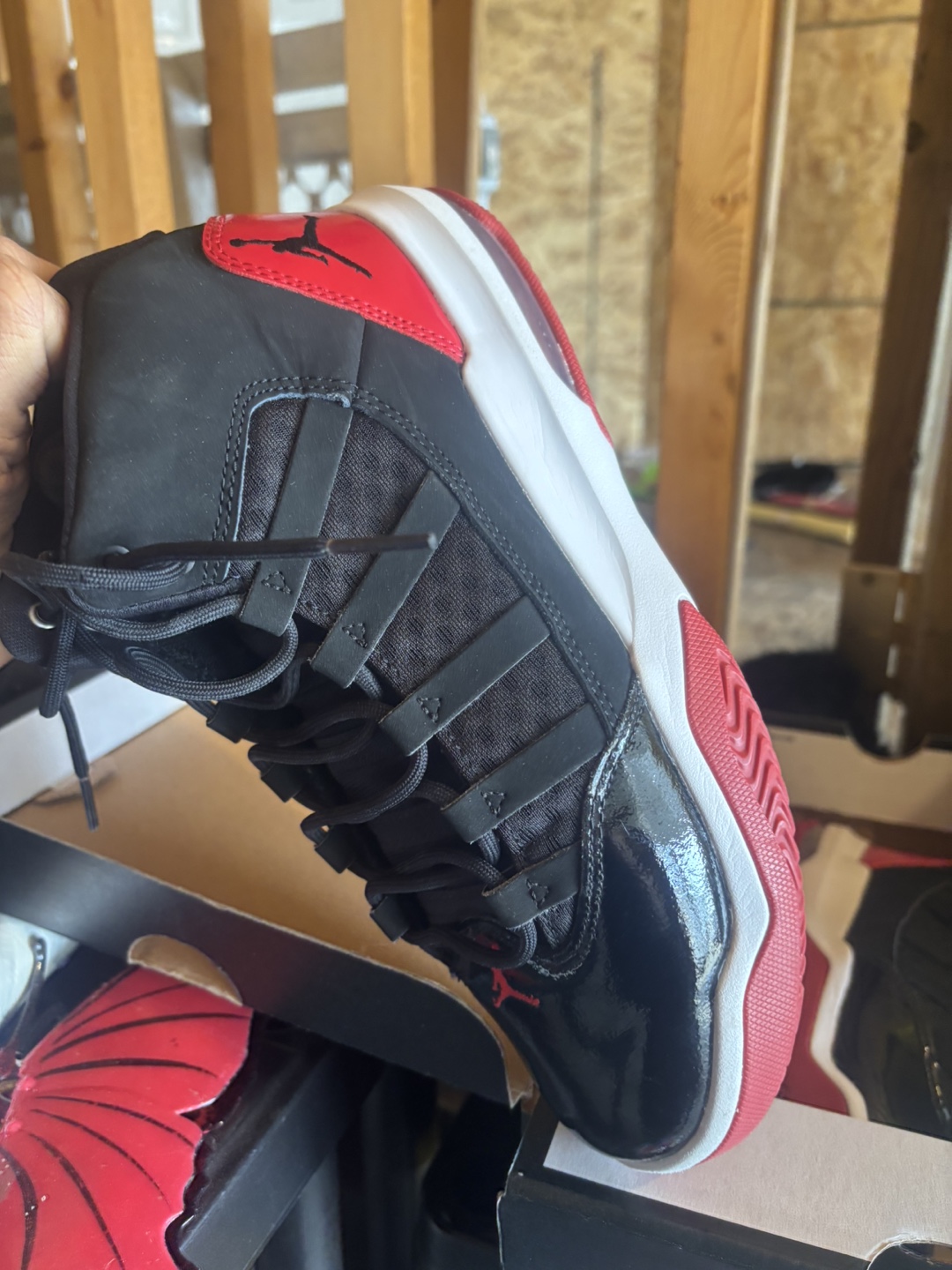 Air Jordan 11 Retro Low BG (GS) Black/Red Size 7Y - photo 4