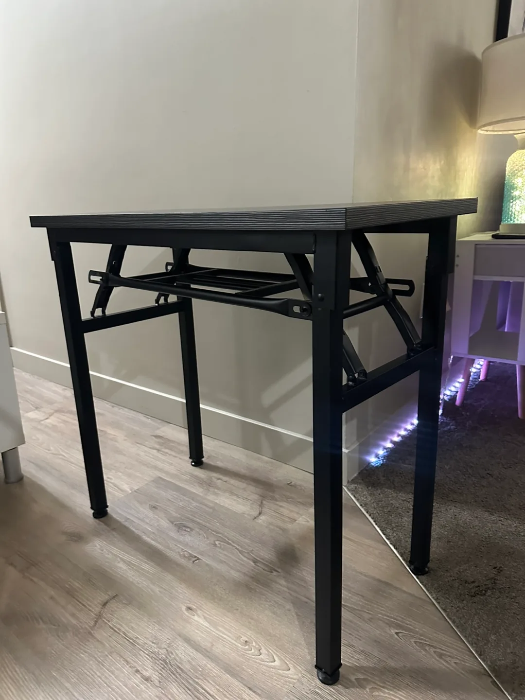 Brand new Computer Desk Folding Table image indicator(10)