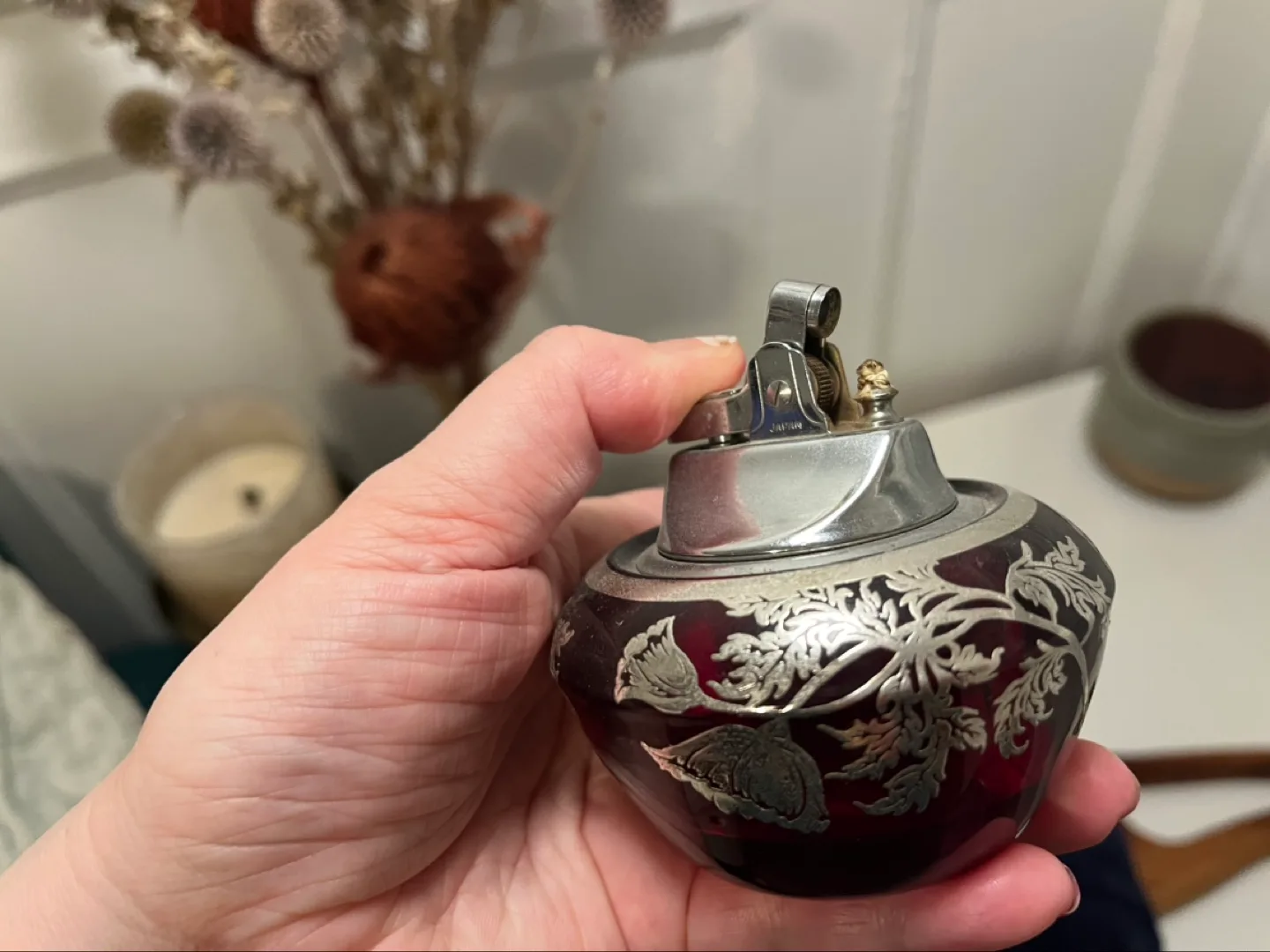 Vintage Sterling on Crystal Table Lighter image indicator(2)