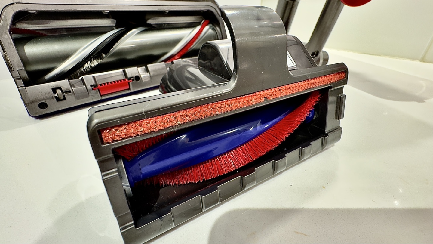 Dyson V11 Torque Drive Cordless Vacuum Cleaner - photo 5