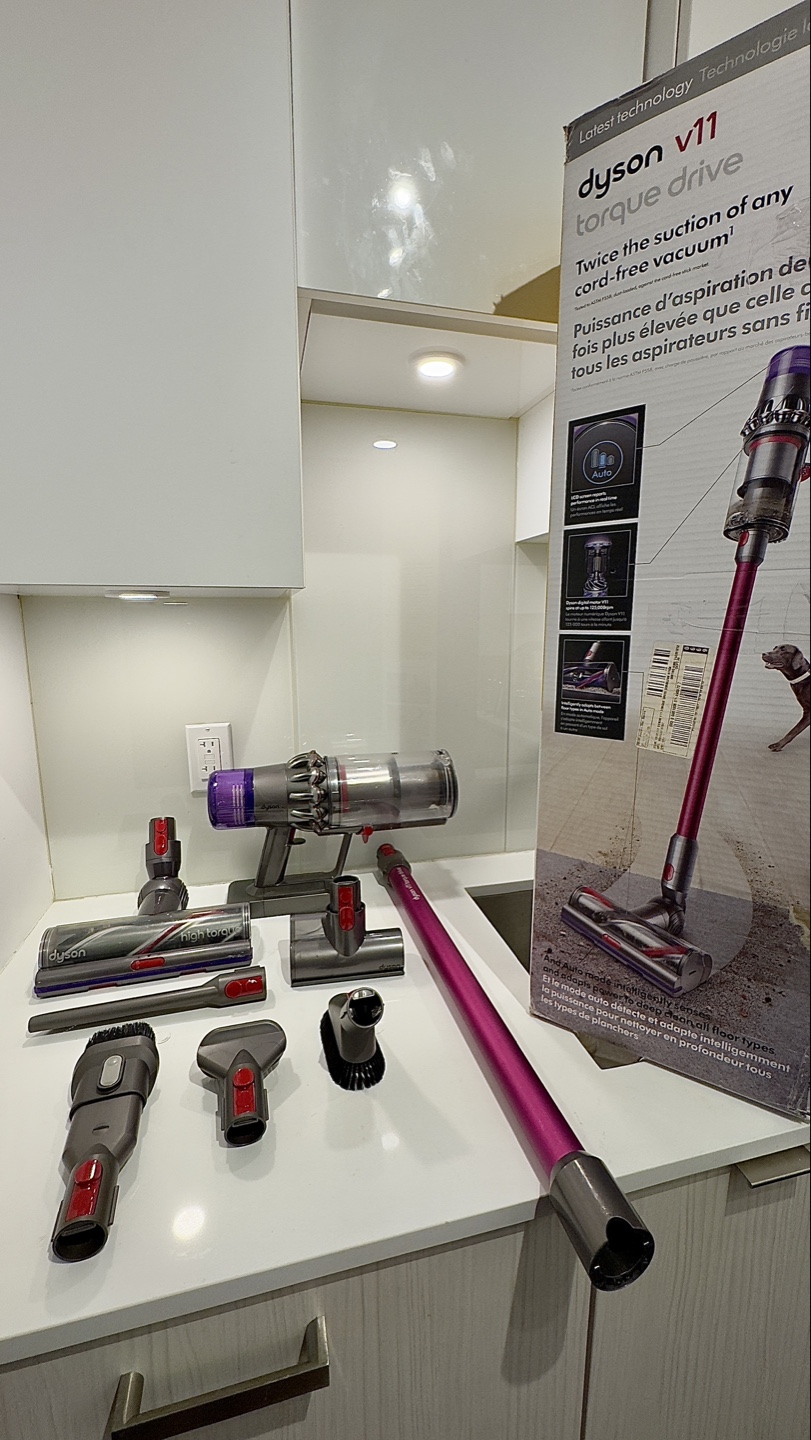 Dyson V11 Torque Drive Cordless Vacuum Cleaner - photo 2