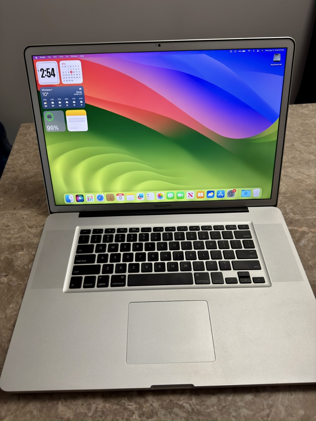 MacBook Pro (17-inch, Late 2011)