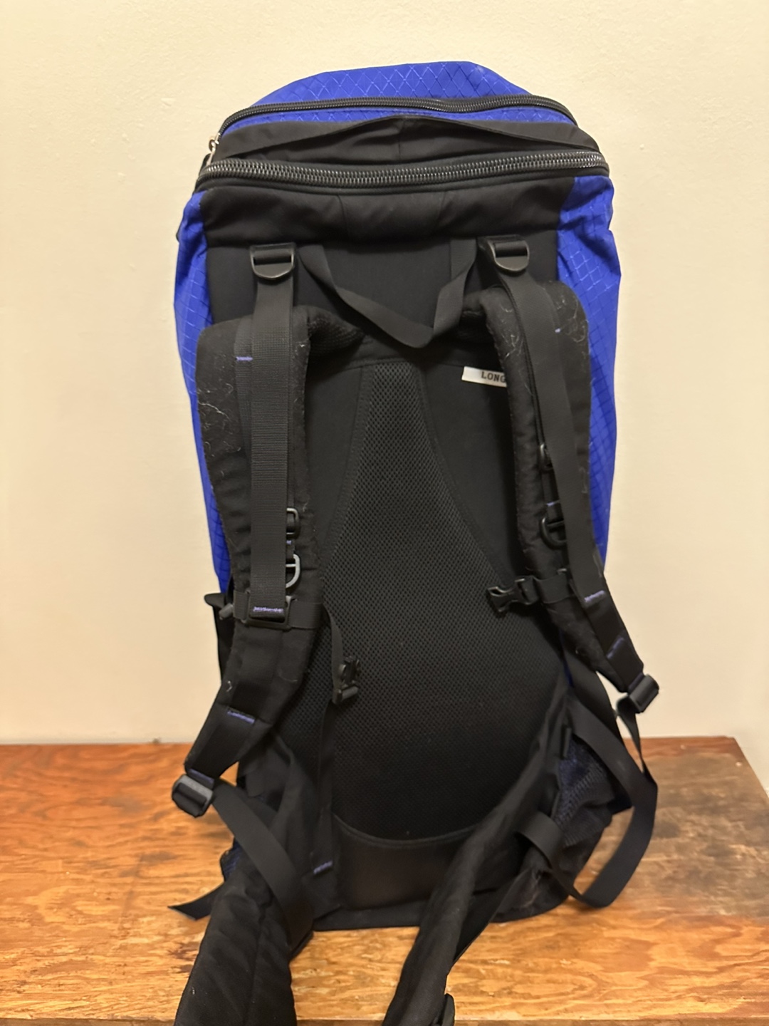 MEC black and purple backpack - photo 2