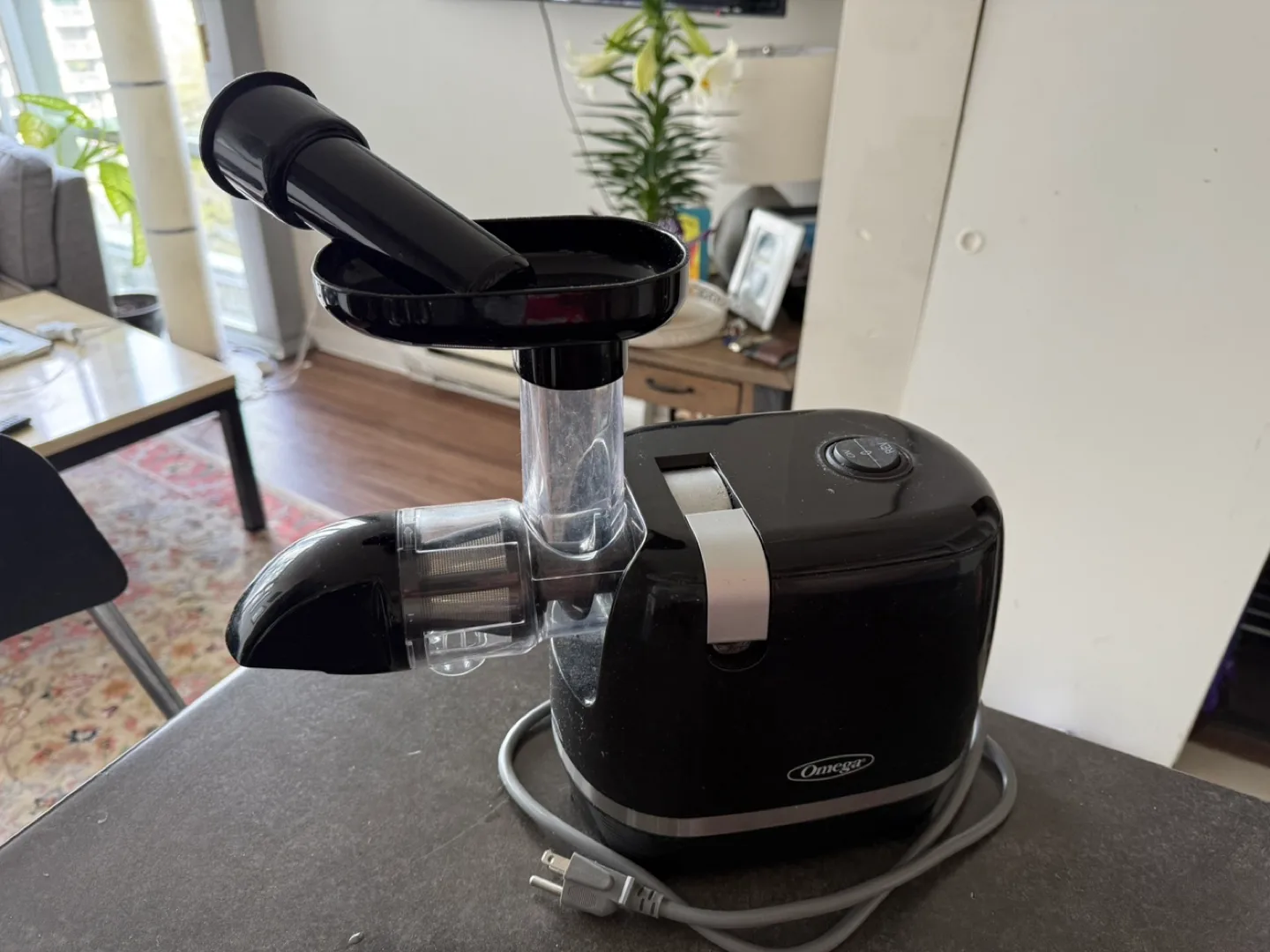 Omega Juicer thumbnail