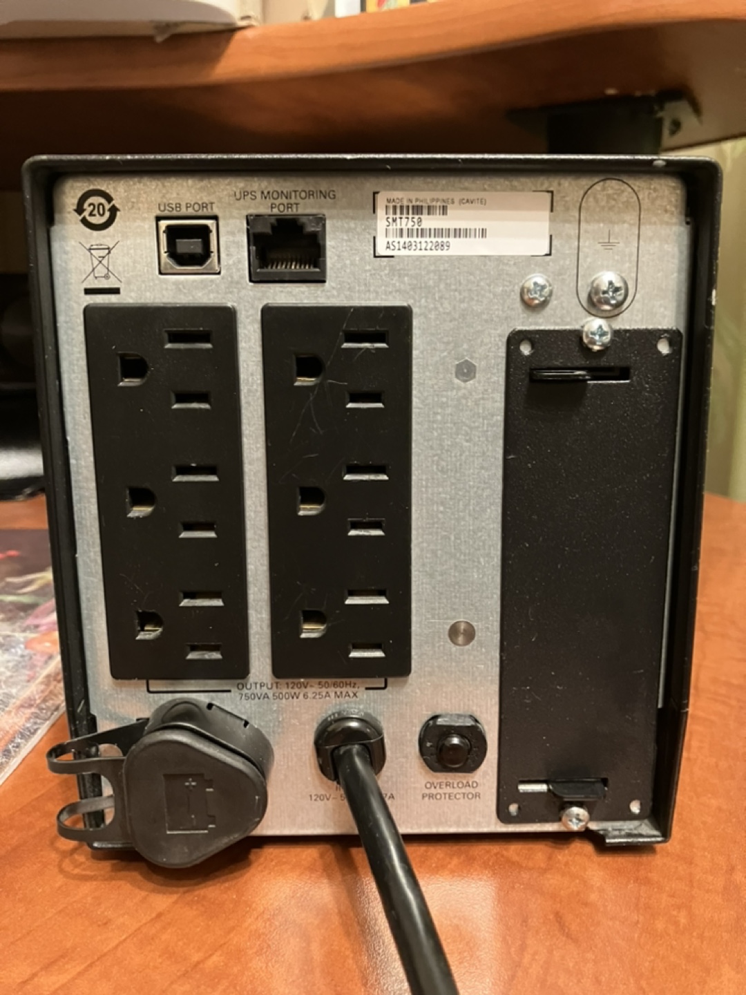 APC Smart-UPS 750VA / 500W (Power Backup) - photo 2