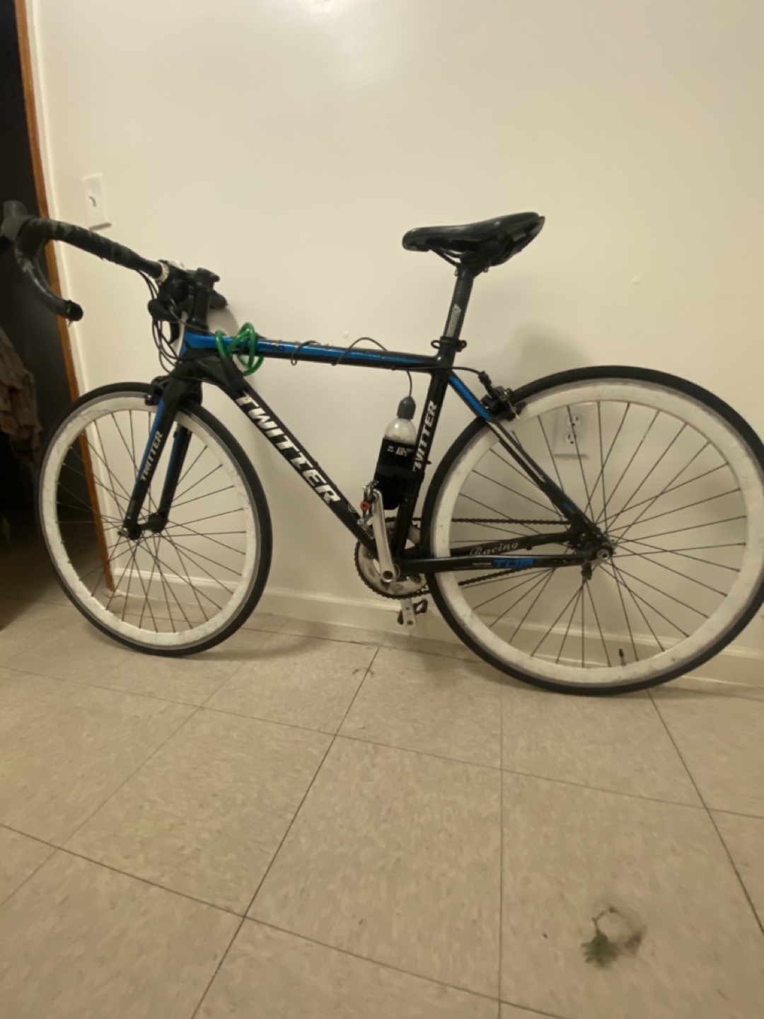 Twitter TW 736 Pro Road Bike - photo 3
