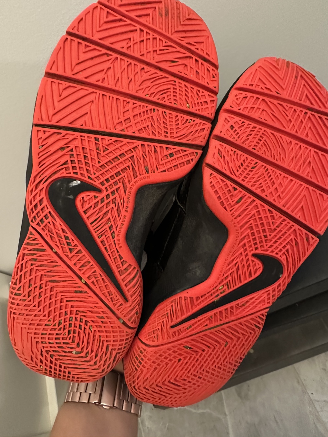Nike Kids' Just Do It Basketball Shoes - Size 5.5Y - photo 5