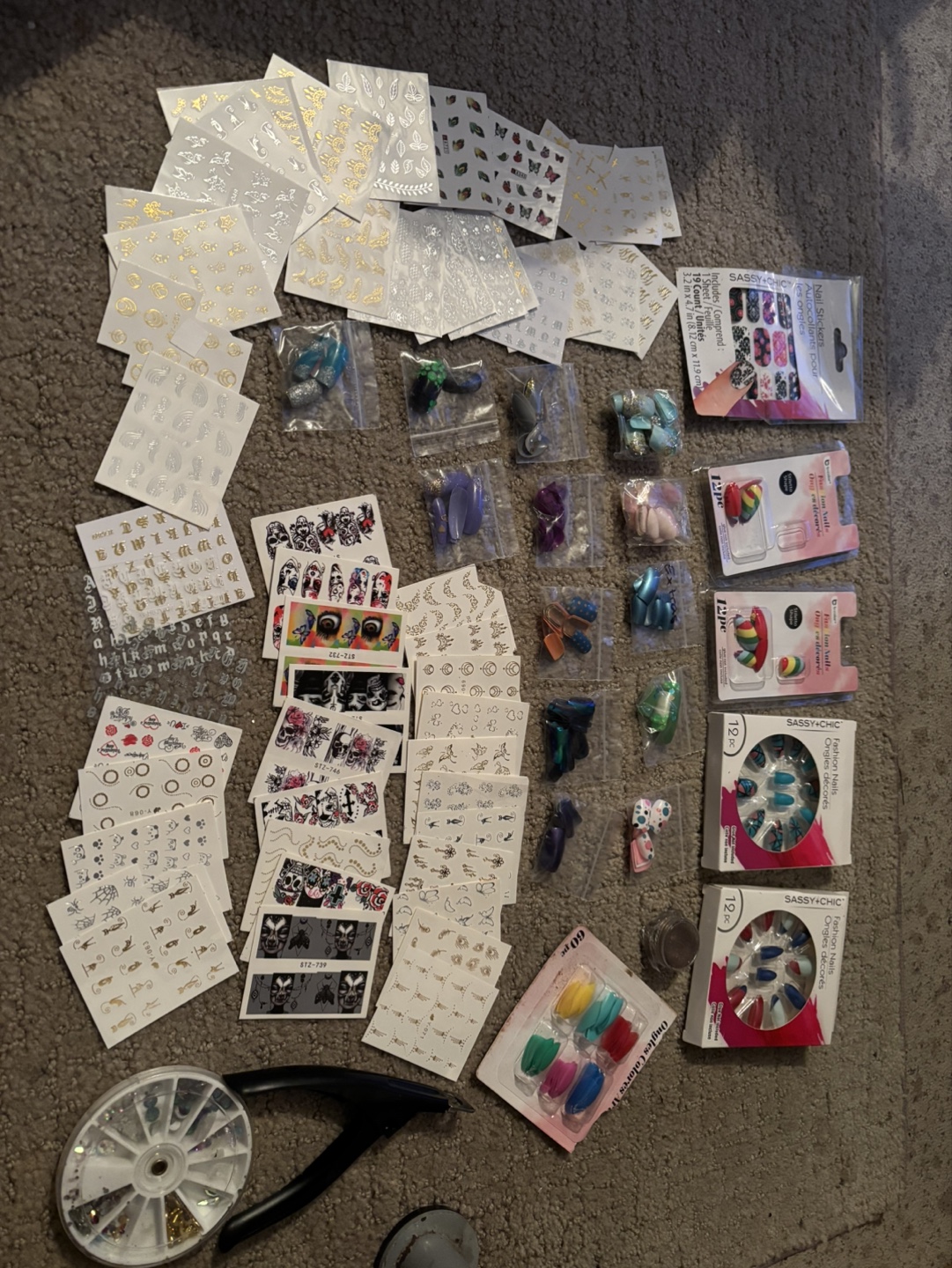 Nail art supplies bundle