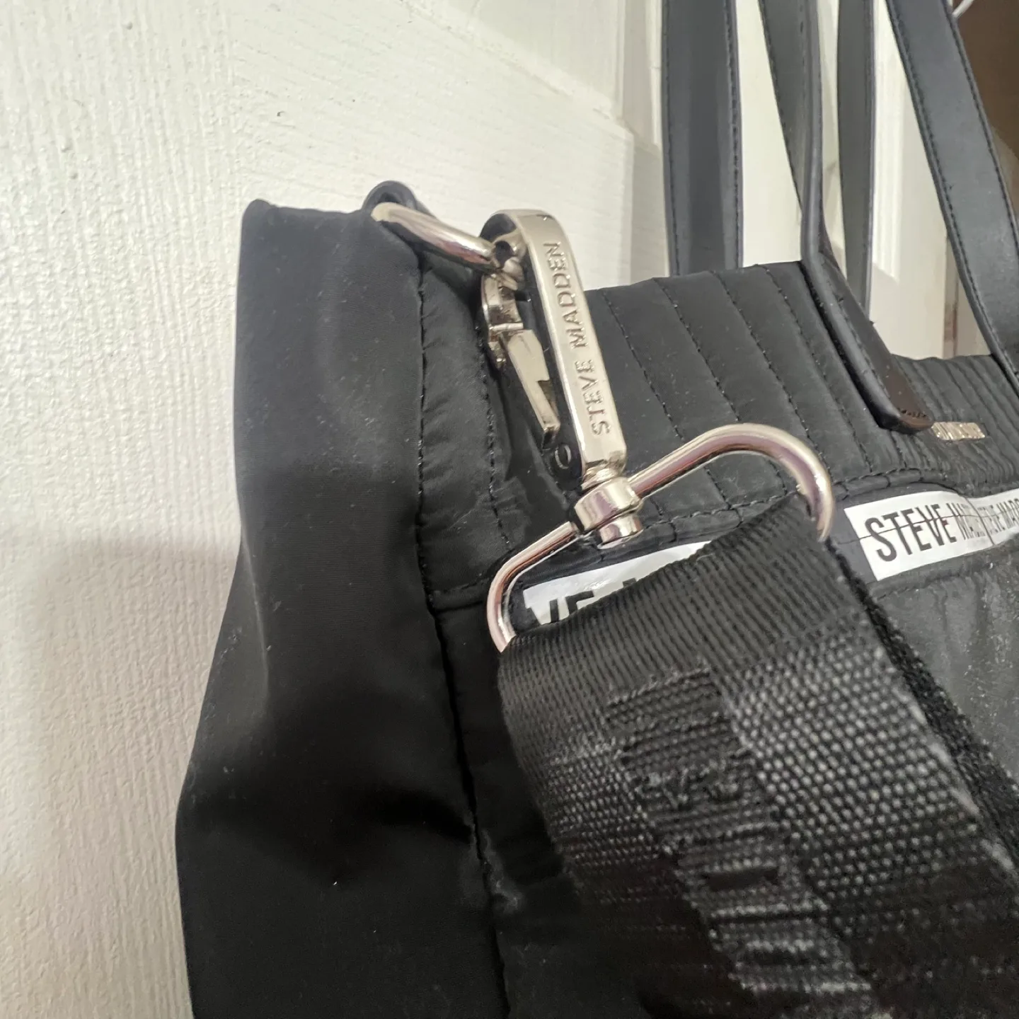 Steve Madden Black Quilted Tote Bag image indicator(4)