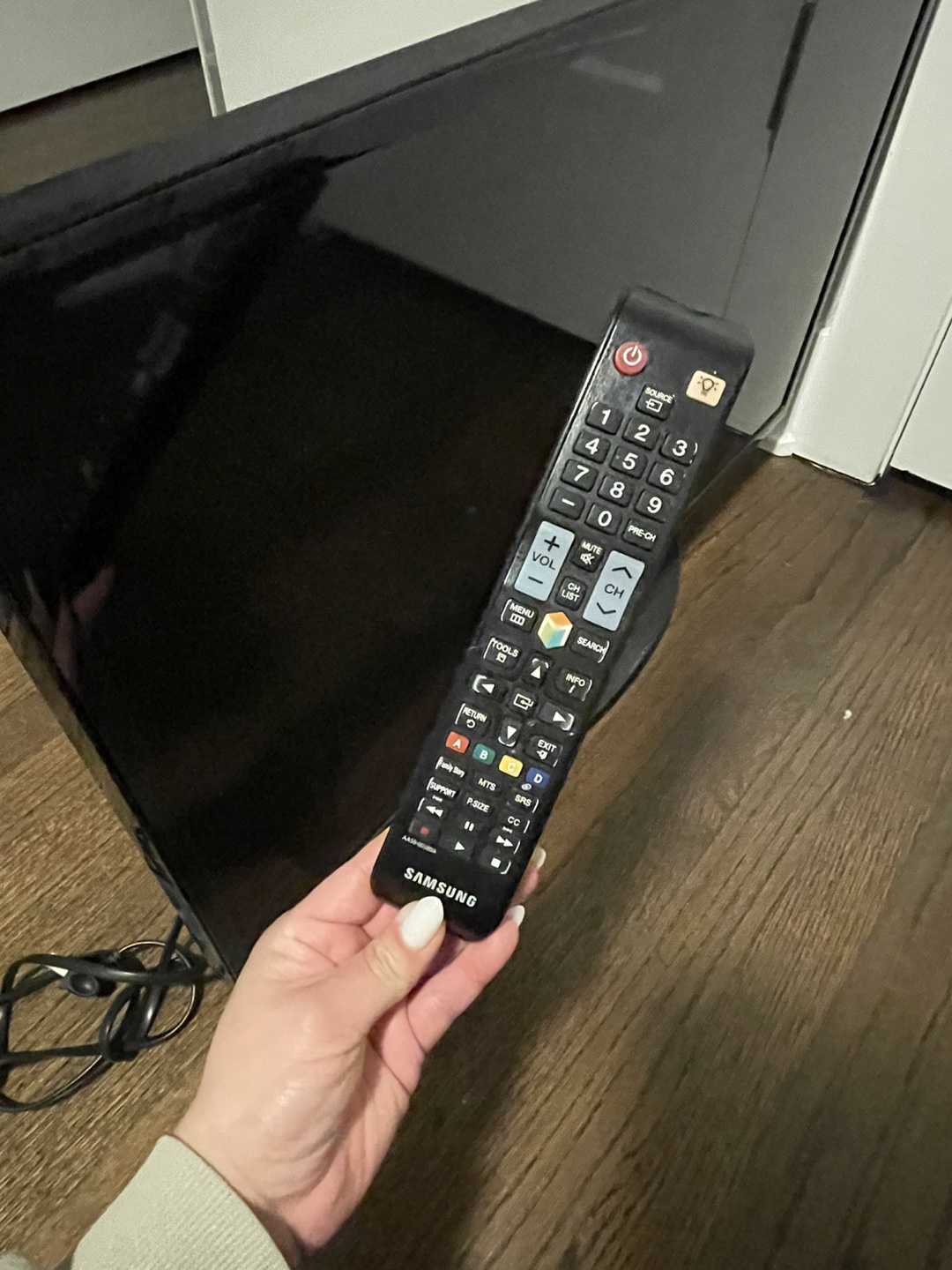 Samsung 32" LED HDTV - photo 4