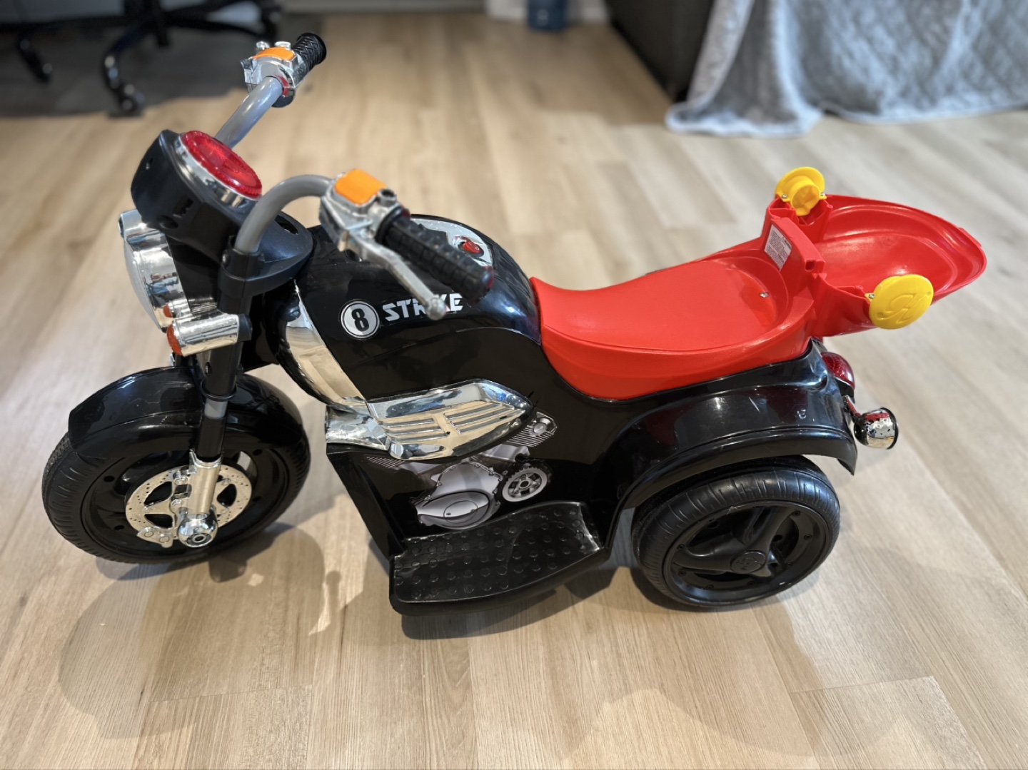 Aosom 6V Kids Electric Motorcycle Ride On Toy