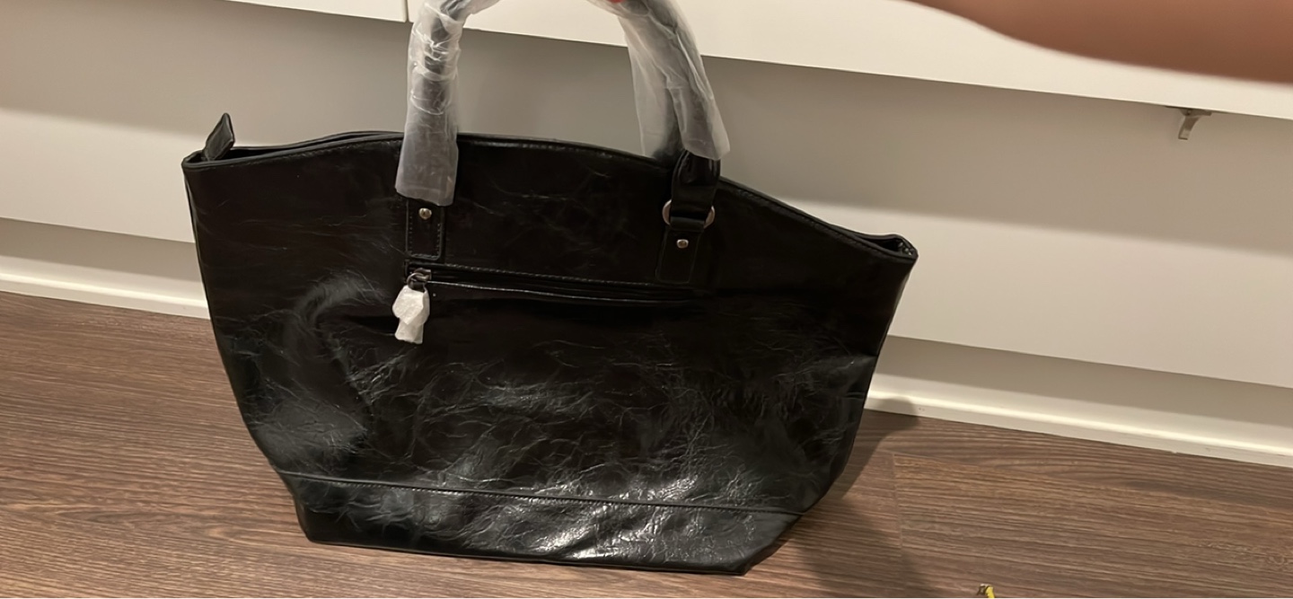 NEW Chic Black Tote Bag - photo 4