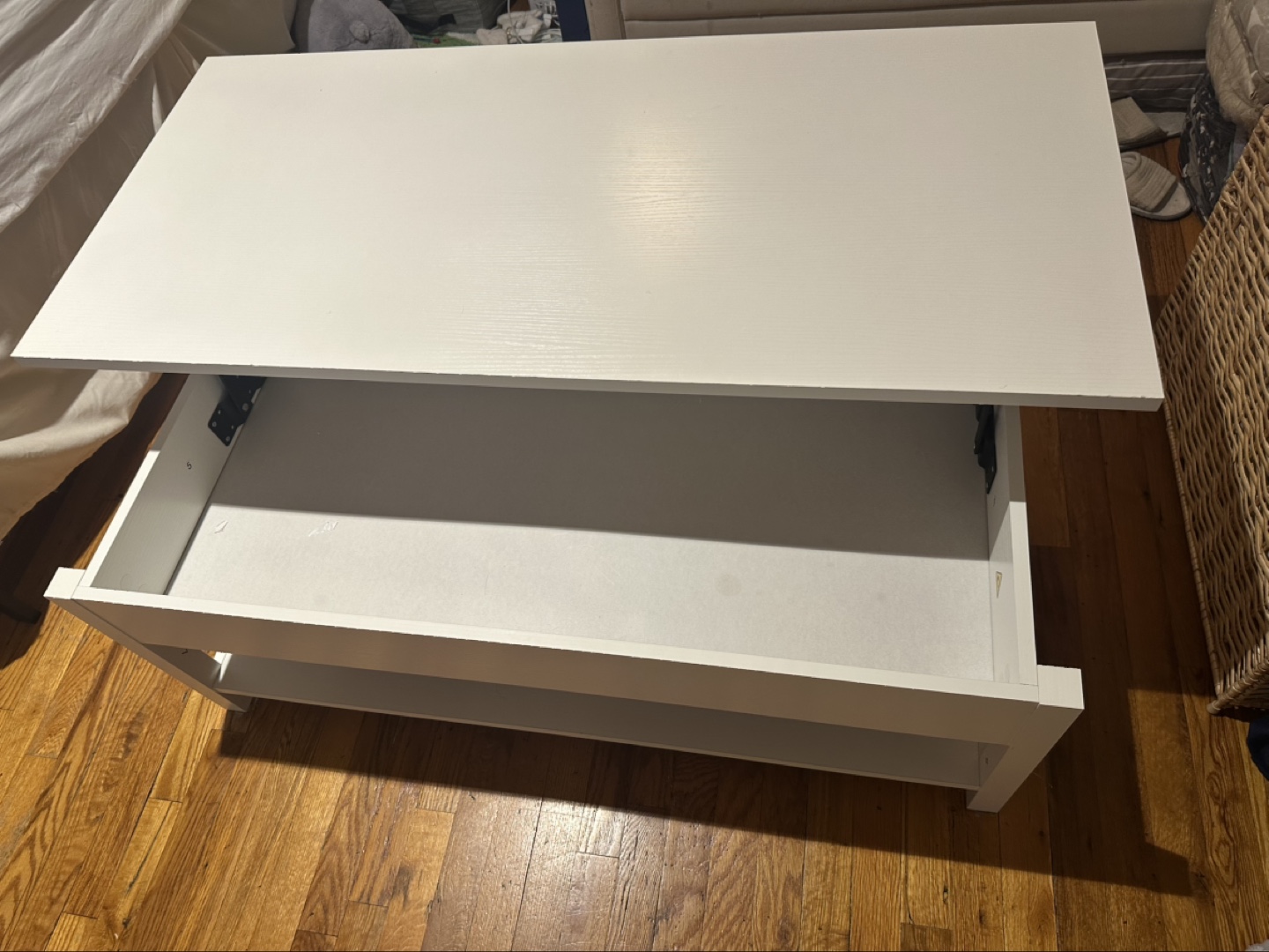 White Lift-Top Coffee Table with Shelf - photo 4
