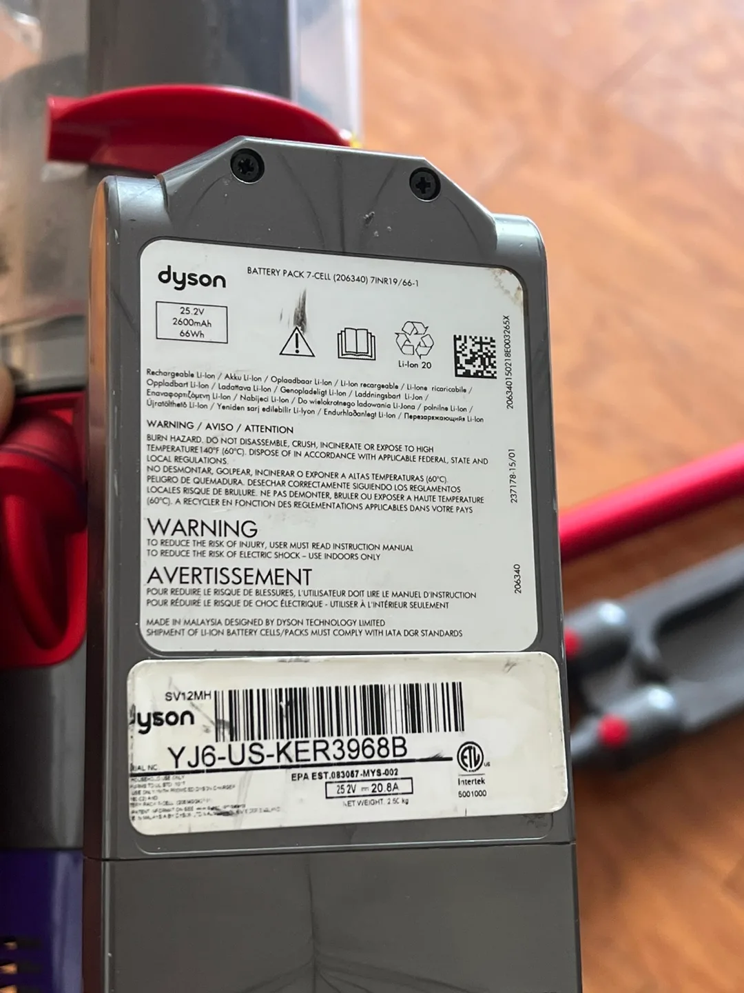 Dyson v10 Cordless Stick Vacuum image indicator(3)