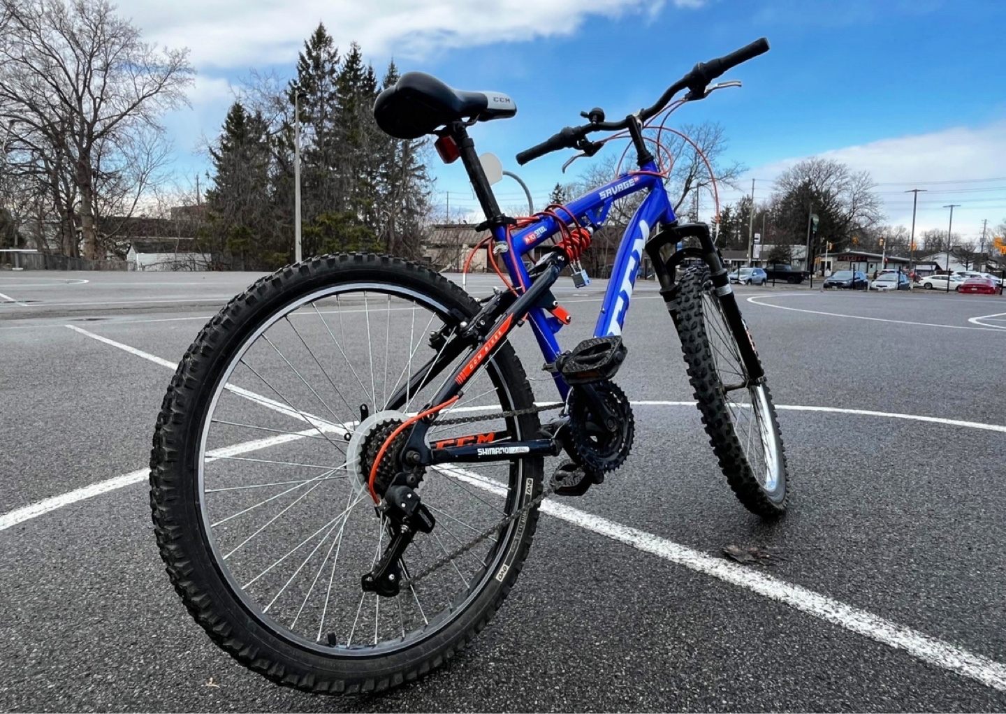 CCM Savage Mountain Bike for just $149 – in like new condition! - photo 4