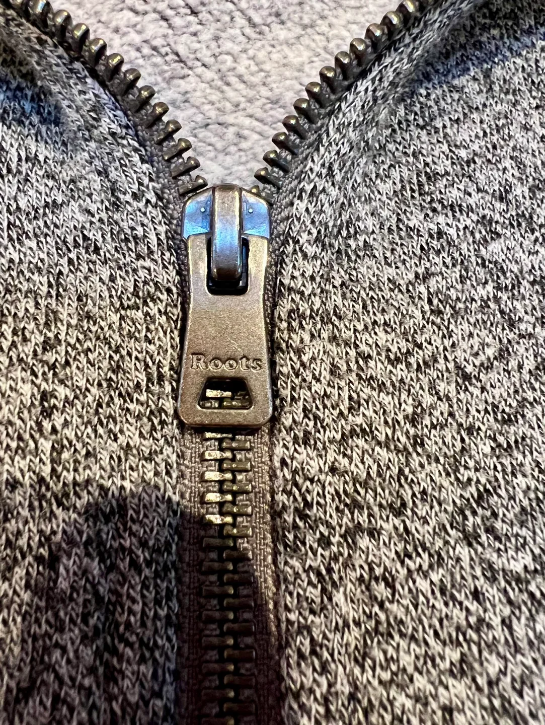 Ladies ROOTS Cabin Grey Zip-Up Hoodie - Size XL image indicator(6)