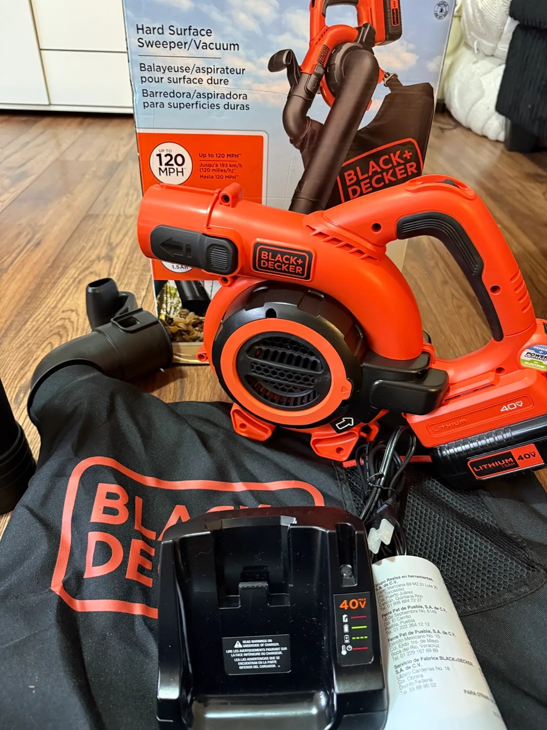 Black+Decker 40V Cordless Hard Surface Sweeper/Vacuum thumbnail