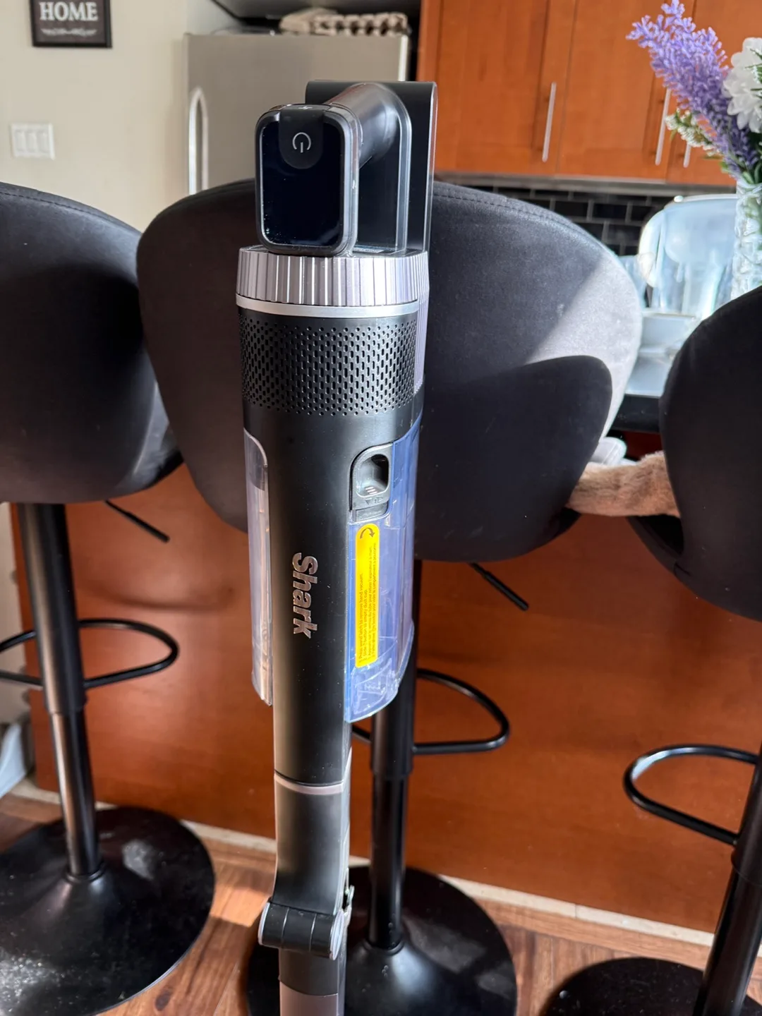 Shark Stratos Cordless Vacuum Cleaner thumbnail