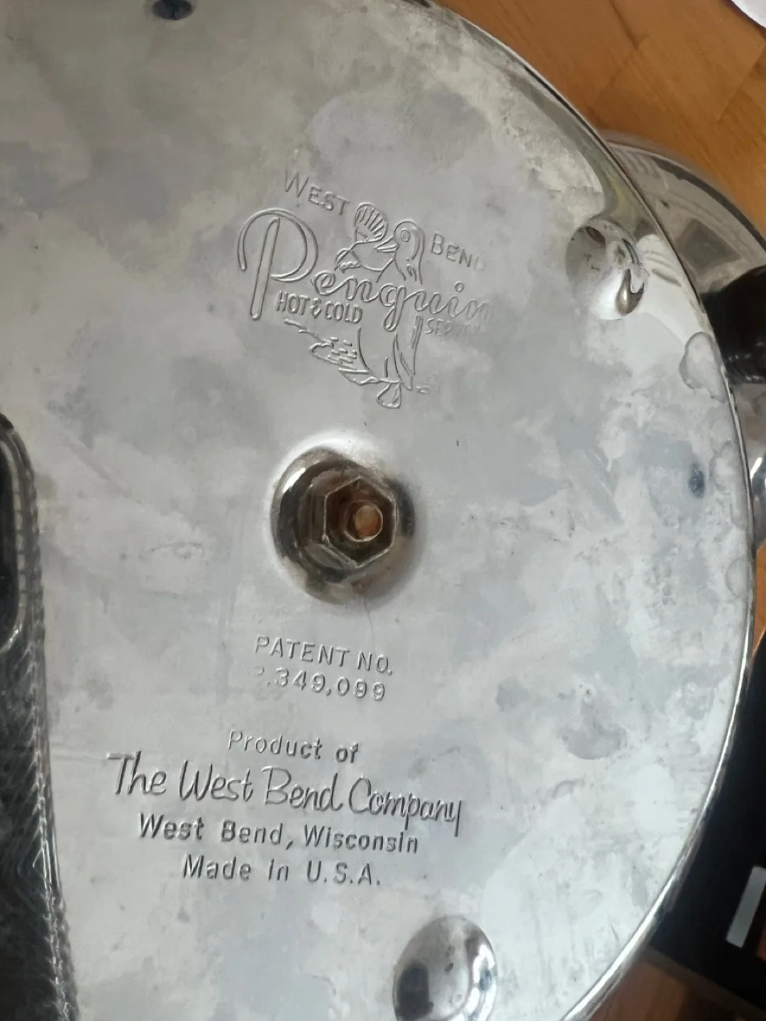 Vintage West Bend Penguin Hot & Cold Server image indicator(3)