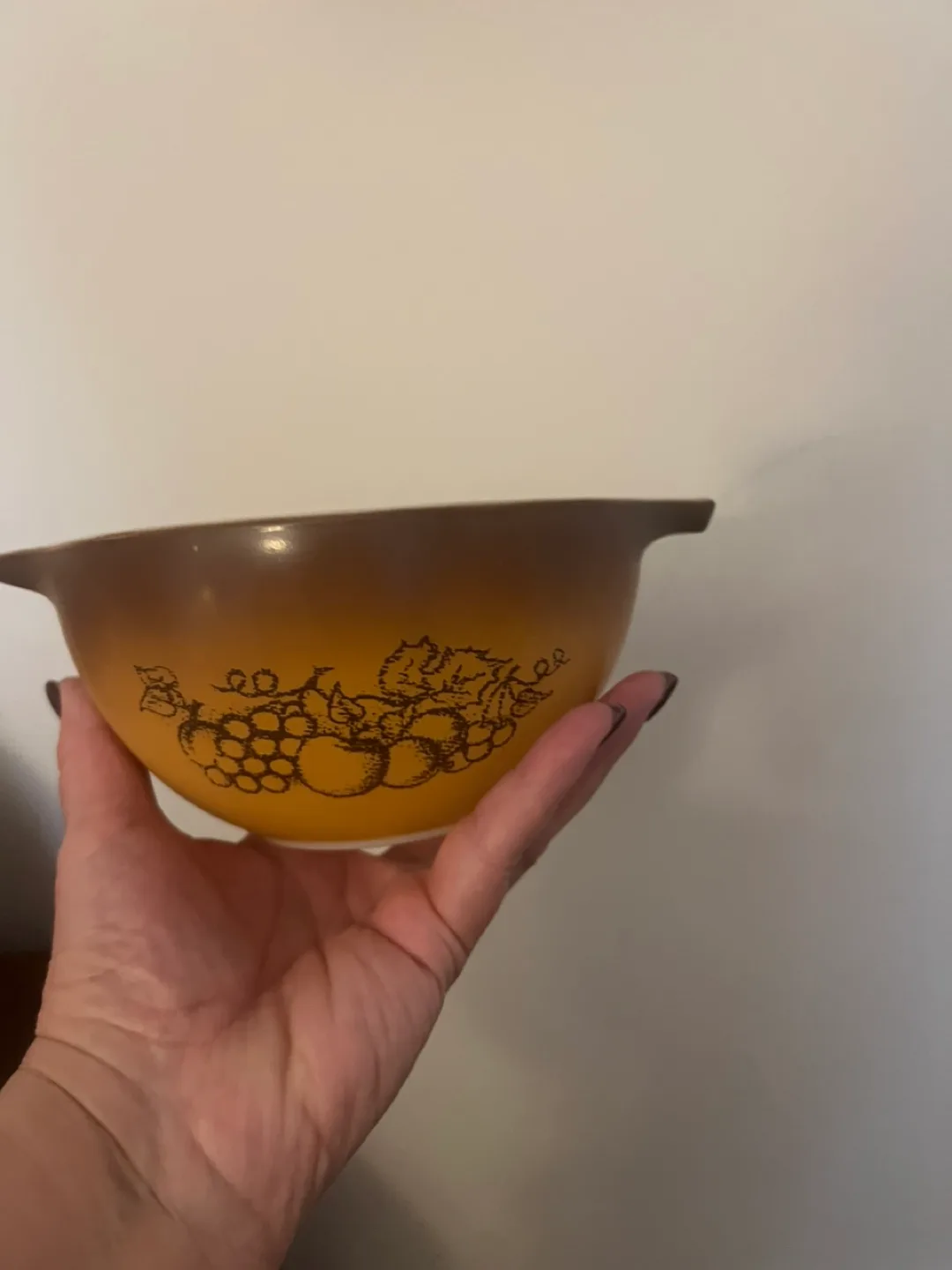 Vintage Pyrex Mixing Bowl - Harvest Fruit Design image indicator(4)