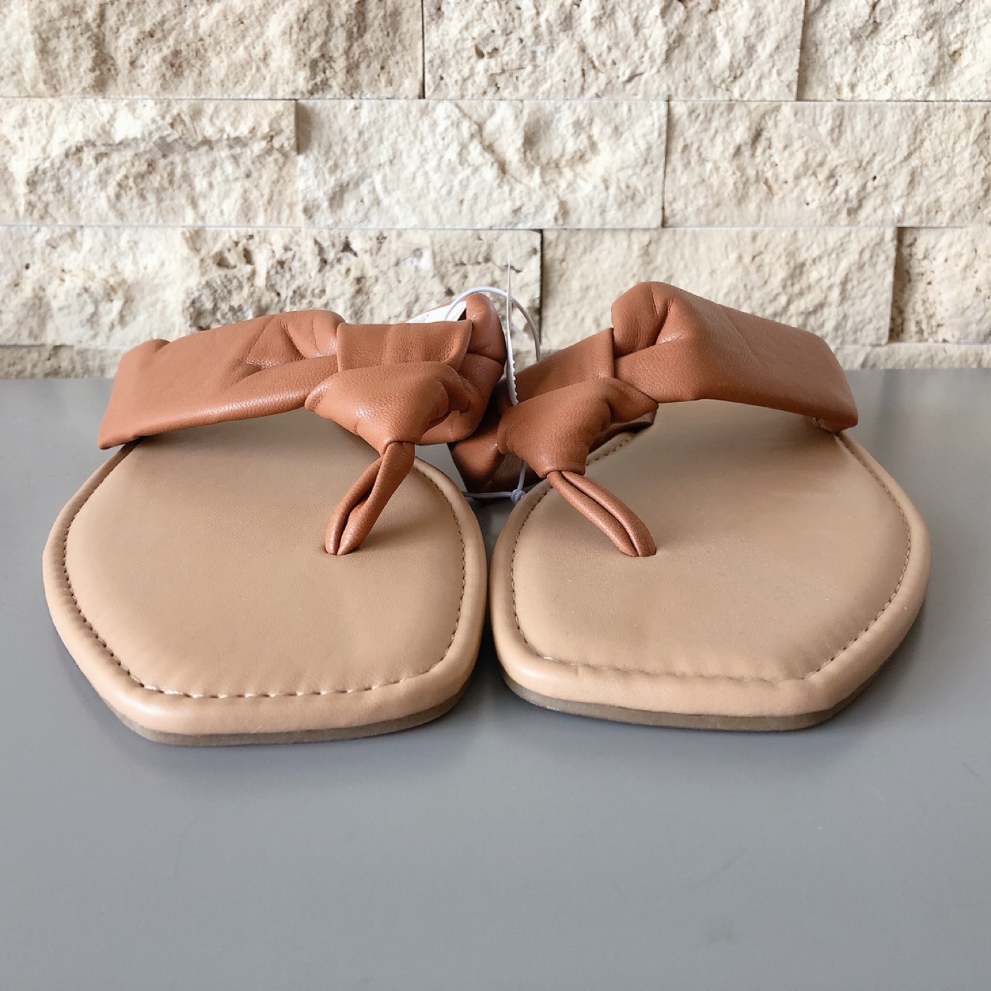 Old Navy Brown Leather Knotted Thong Sandals - Size 10 - photo 3