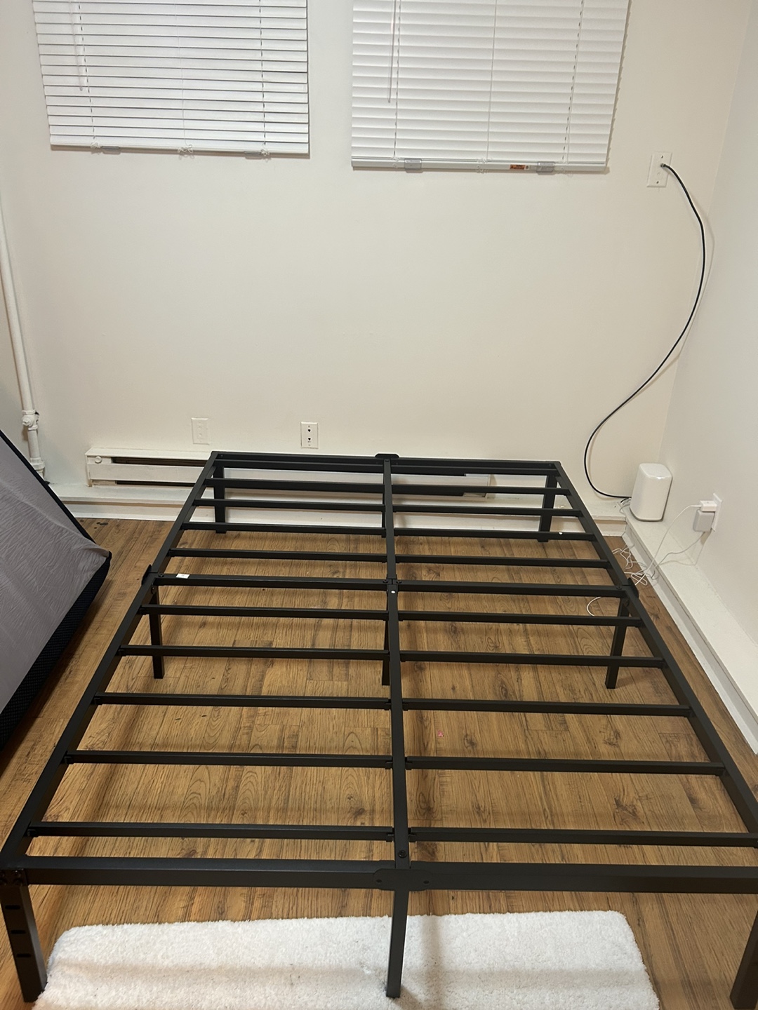 Double Size Mattress and Metal Frame Set - photo 4