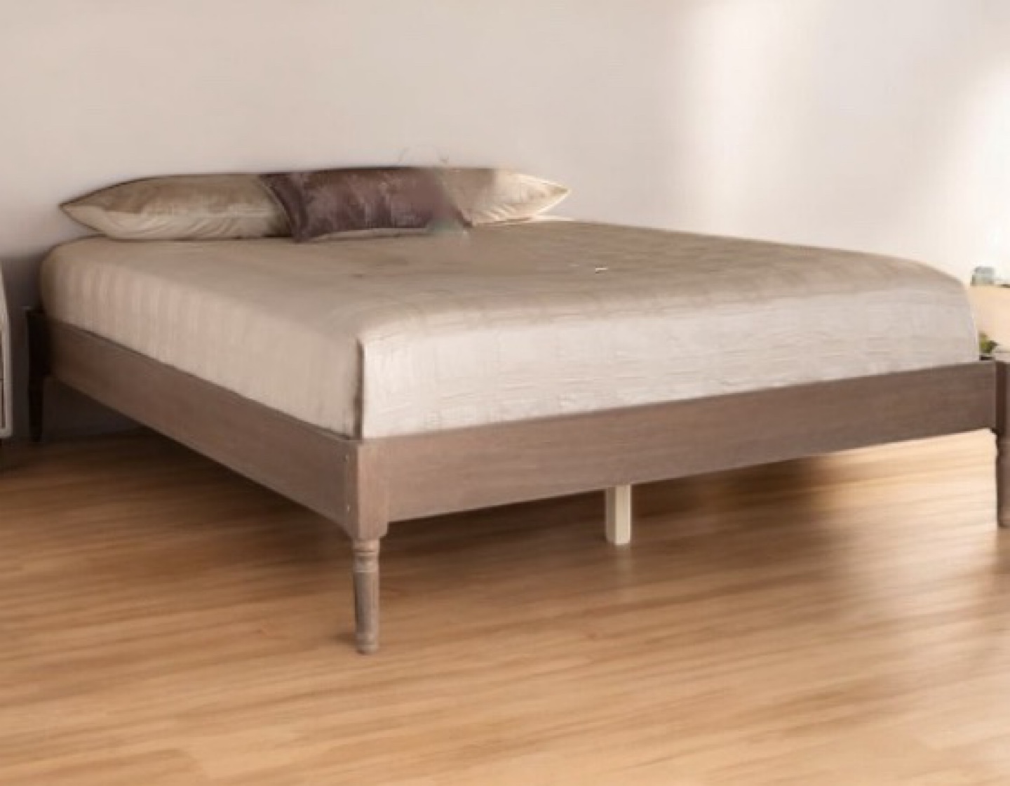 New Antique Oak Finished Wood Queen Size Platform Bed