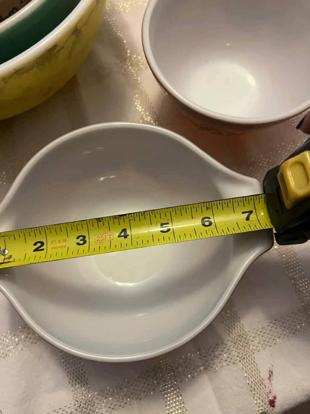 Vintage Pyrex Mixing Bowls Set of Four image indicator(4)