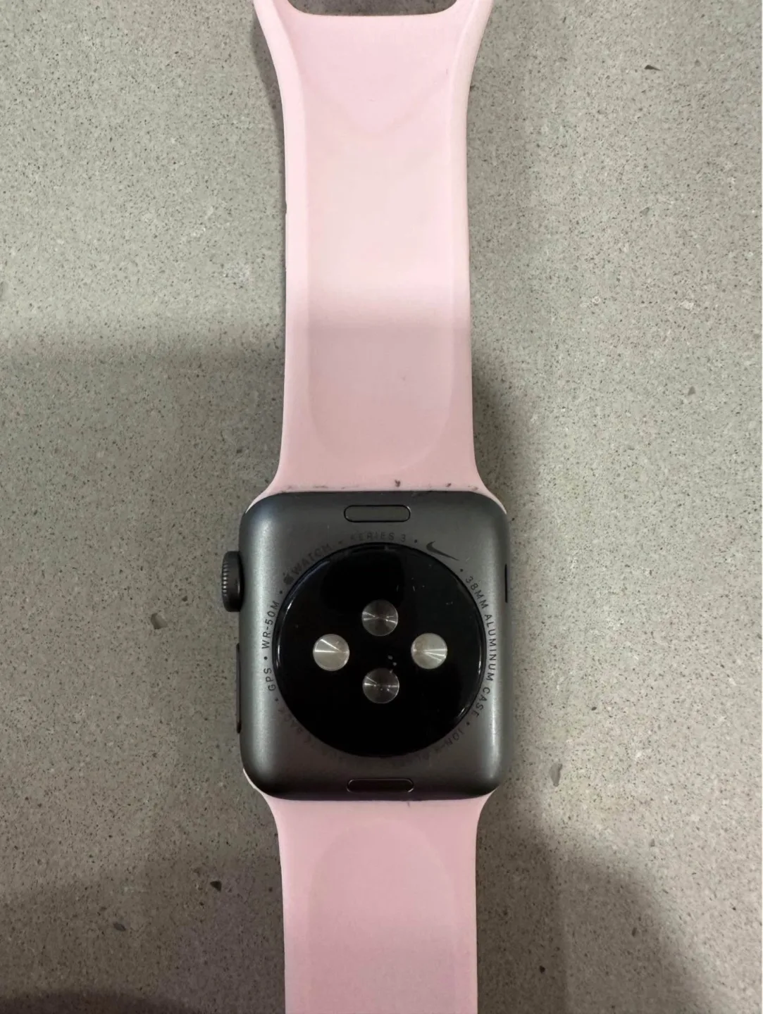 Apple Watch Series 3 Nike+ image indicator(2)