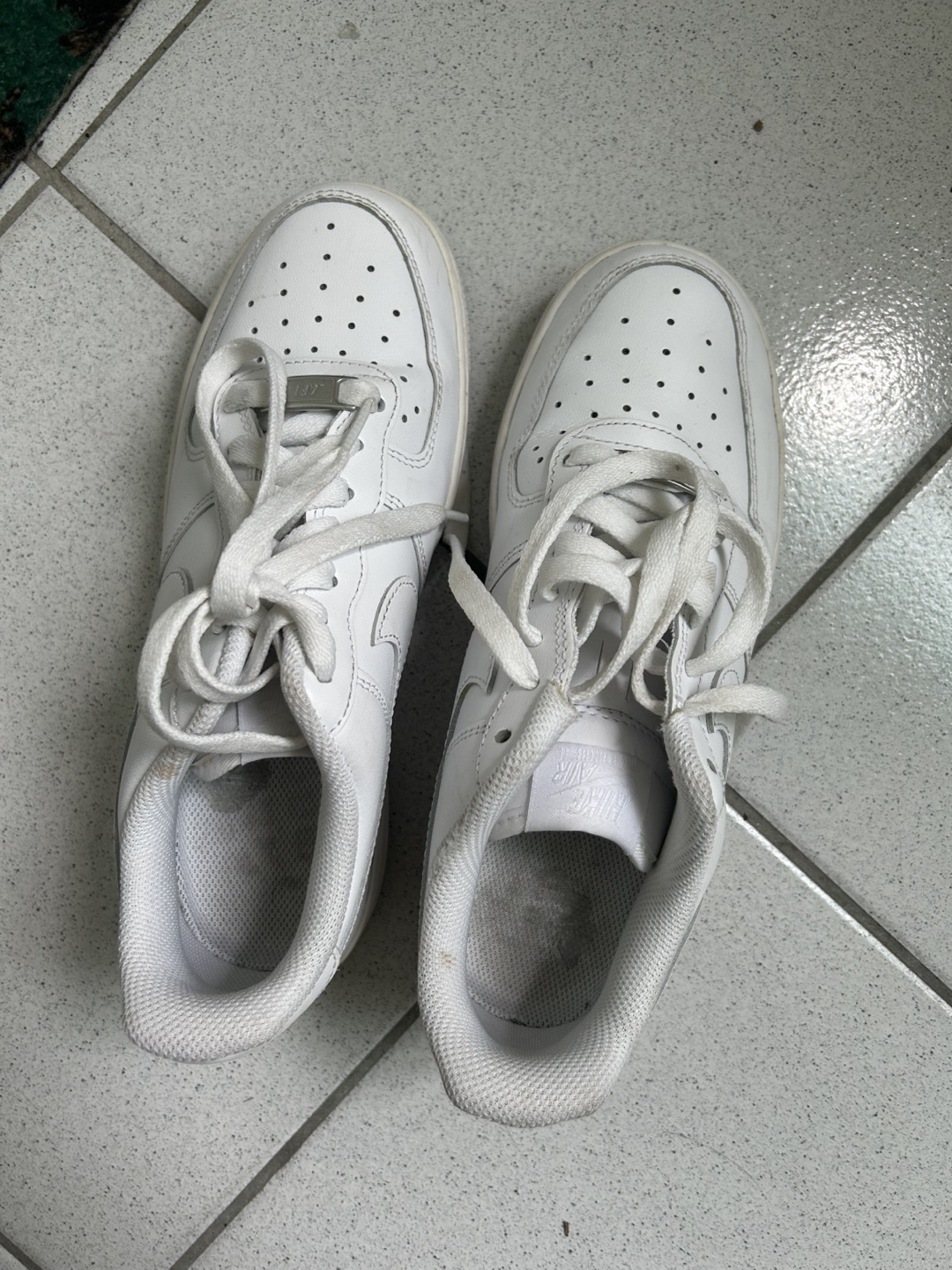 Nike Air Force 1 '07 Sneakers - Size US 6 - photo 3