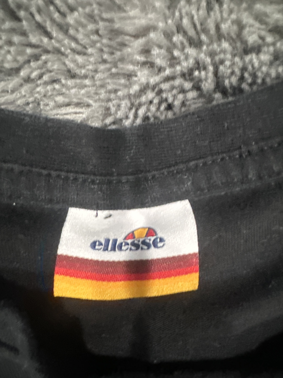 ellesse Black T-Shirt - photo 2