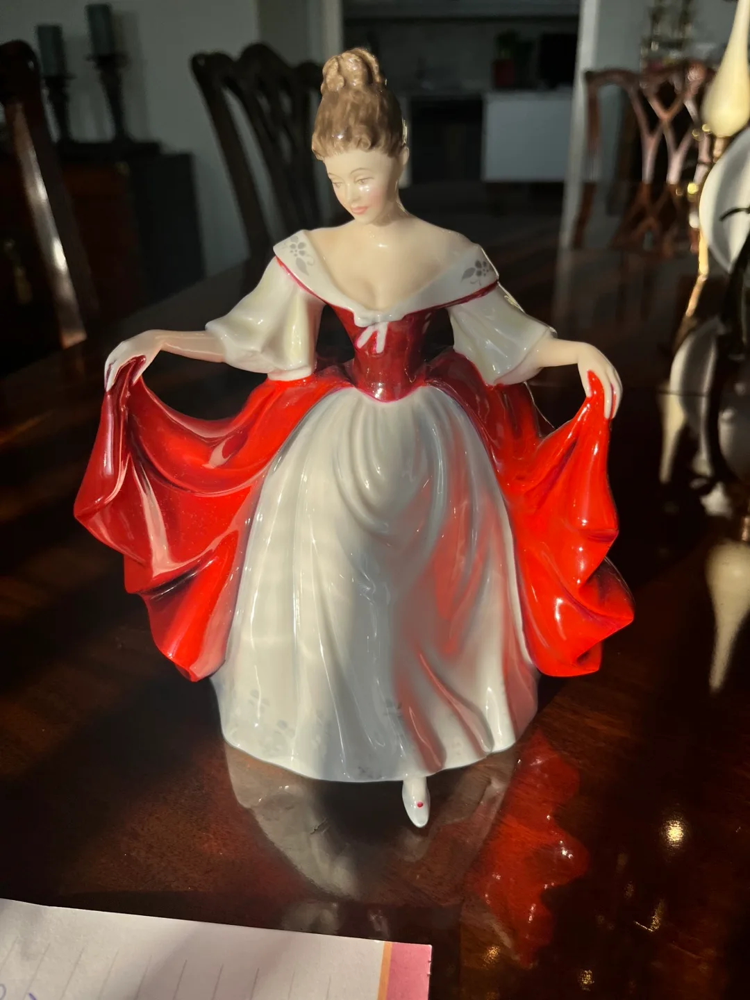 SARA.  Royal Doulton Figurine - Sara HN 2265 thumbnail
