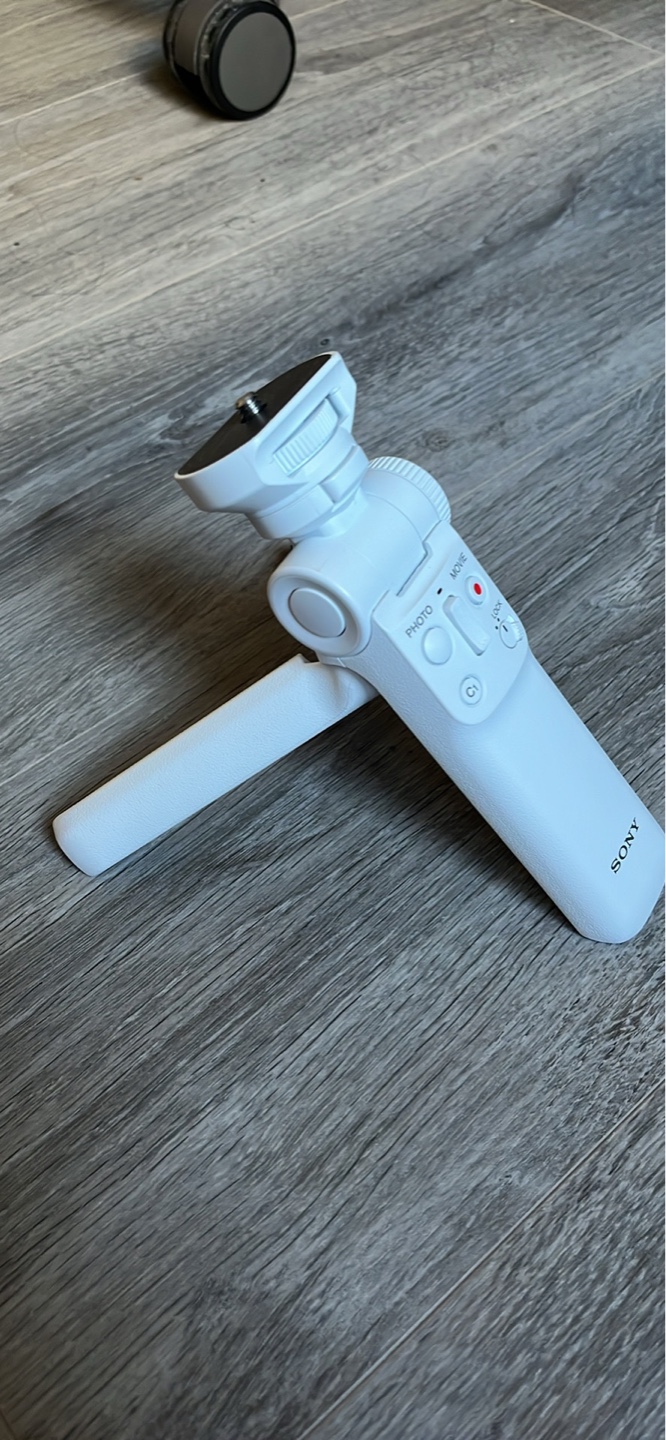 Sony GP-VPT2BT Shooting Grip with Wireless Remote Commander - photo 2