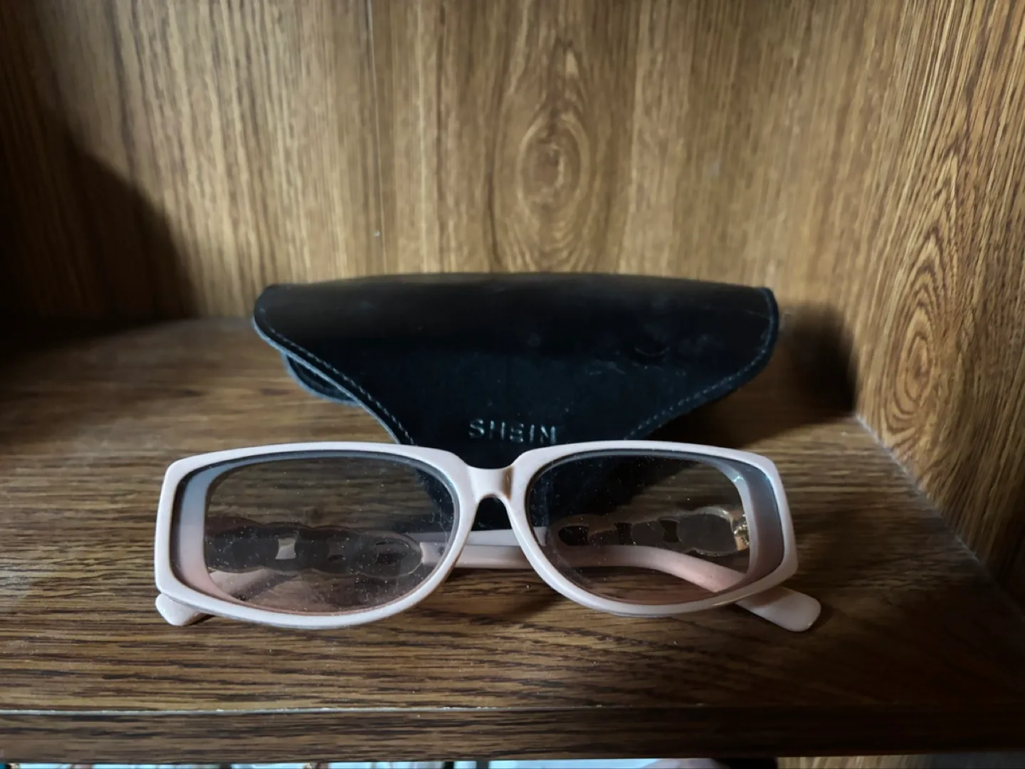 Pink Square Sunglasses with Case image indicator(2)