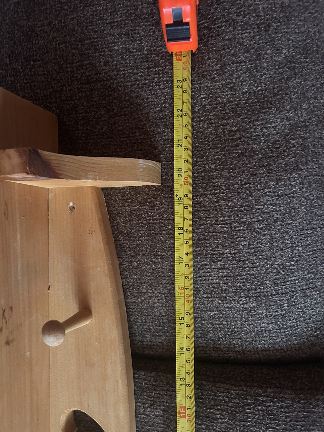 Set of Two Wooden Shelves with Heart Cutouts - photo 2