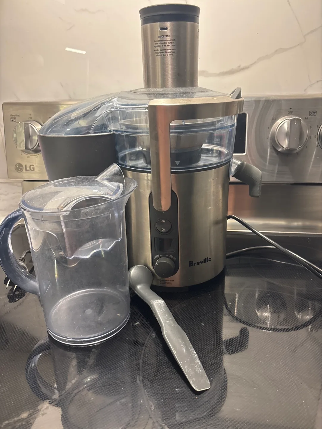 Breville Juice Fountain Plus Juicer thumbnail
