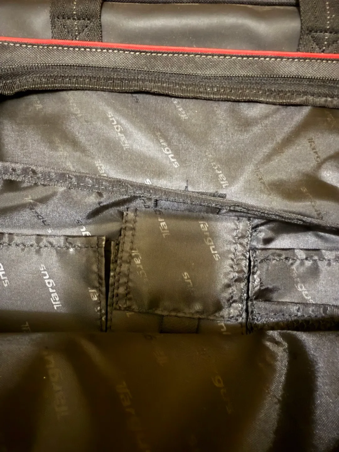 Targus 15.6" Laptop Case 💚 image indicator(5)