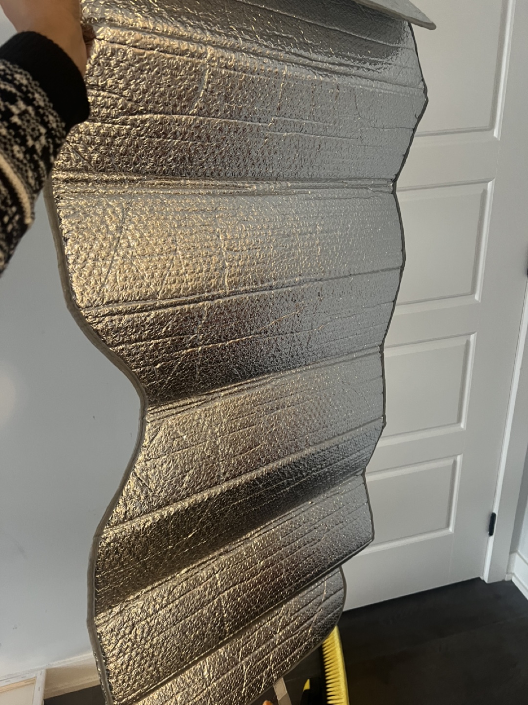 Foldable Windshield Sun Shade - photo 2