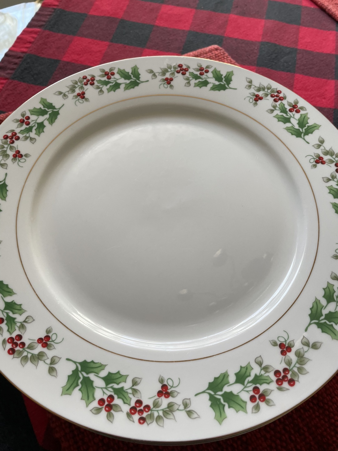 Gibson Christmas Dinnerware Set - photo 2