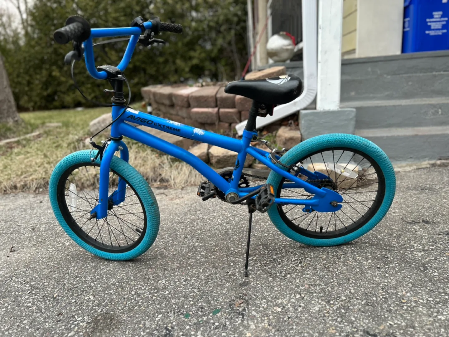 Avigo Extreme BMX Bike - Blue image indicator(2)