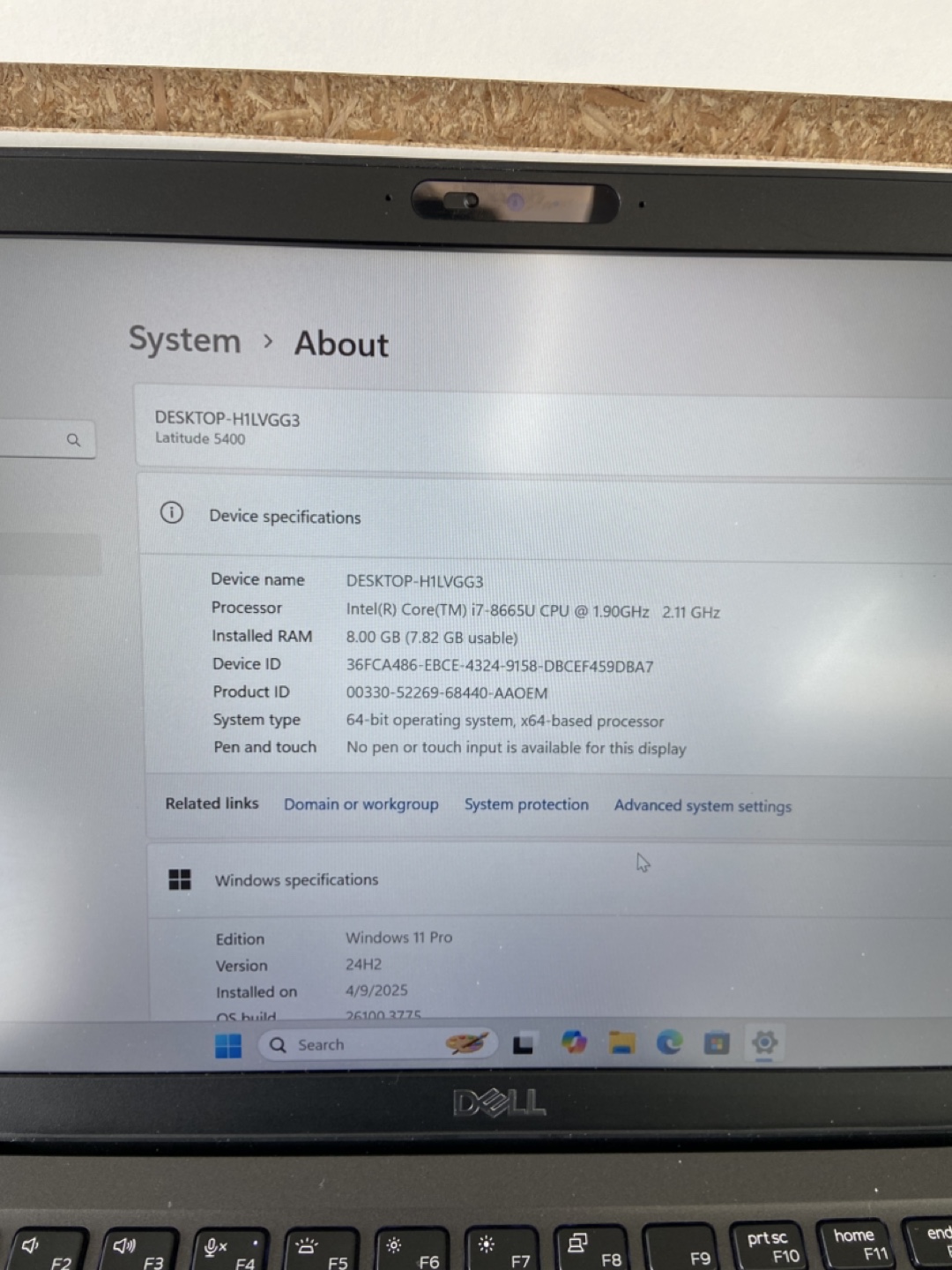 Dell Latitude 5400 Laptop - photo 3