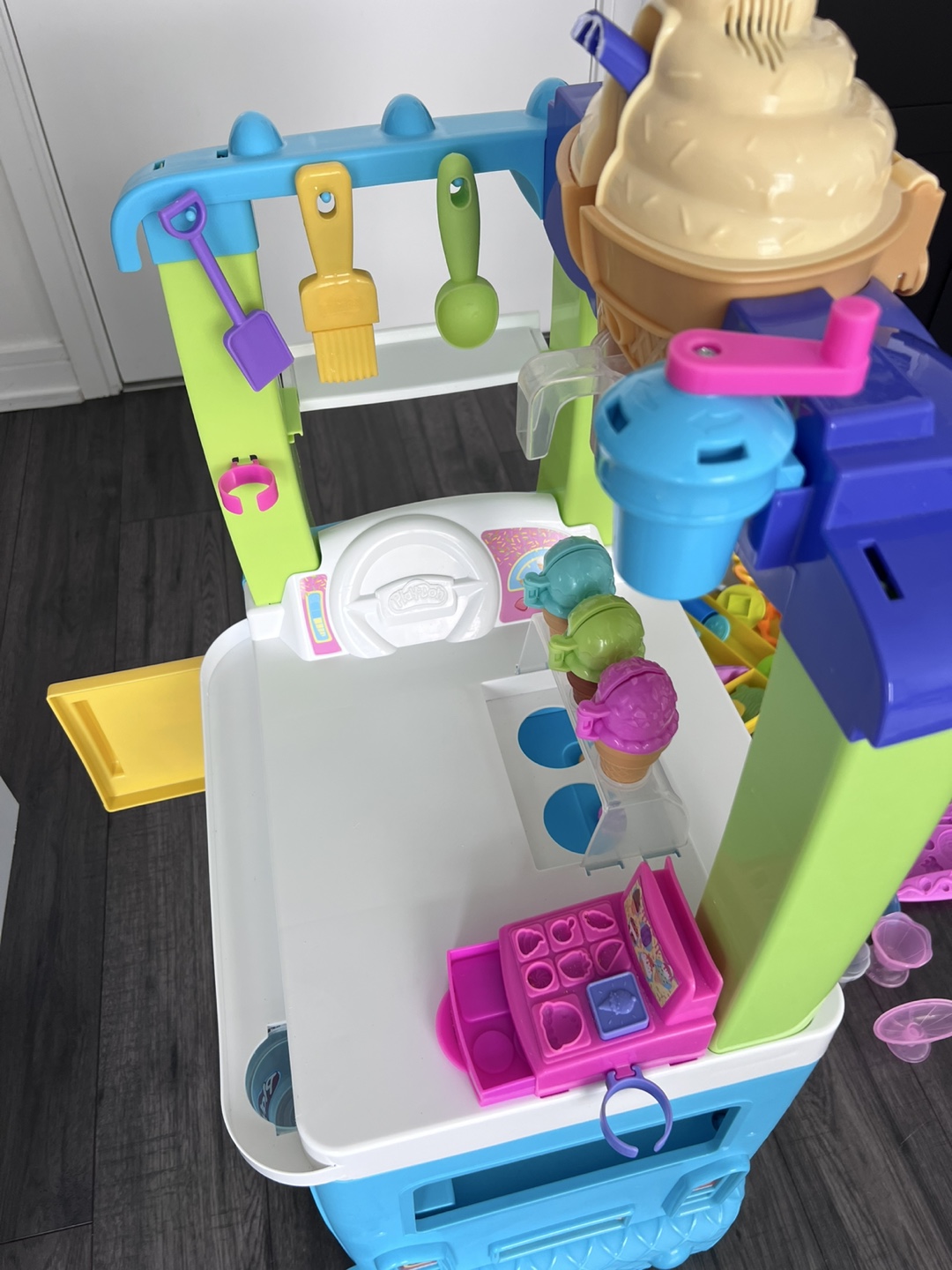 Play-Doh Ice Cream Cart Playset with Accessories - photo 2