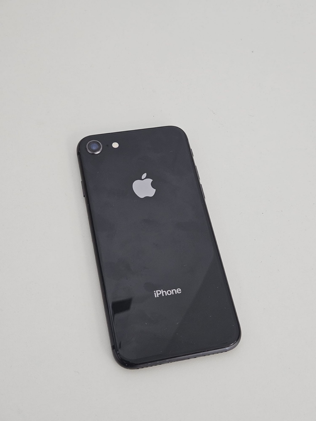 iPhone 8 Black - Used Smartphone - photo 4