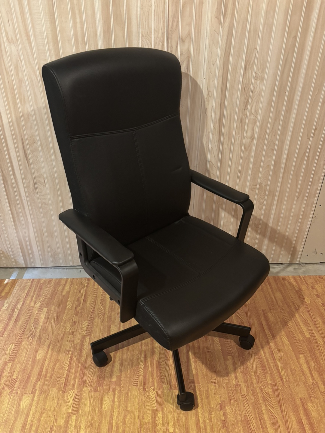 Black Office Chair